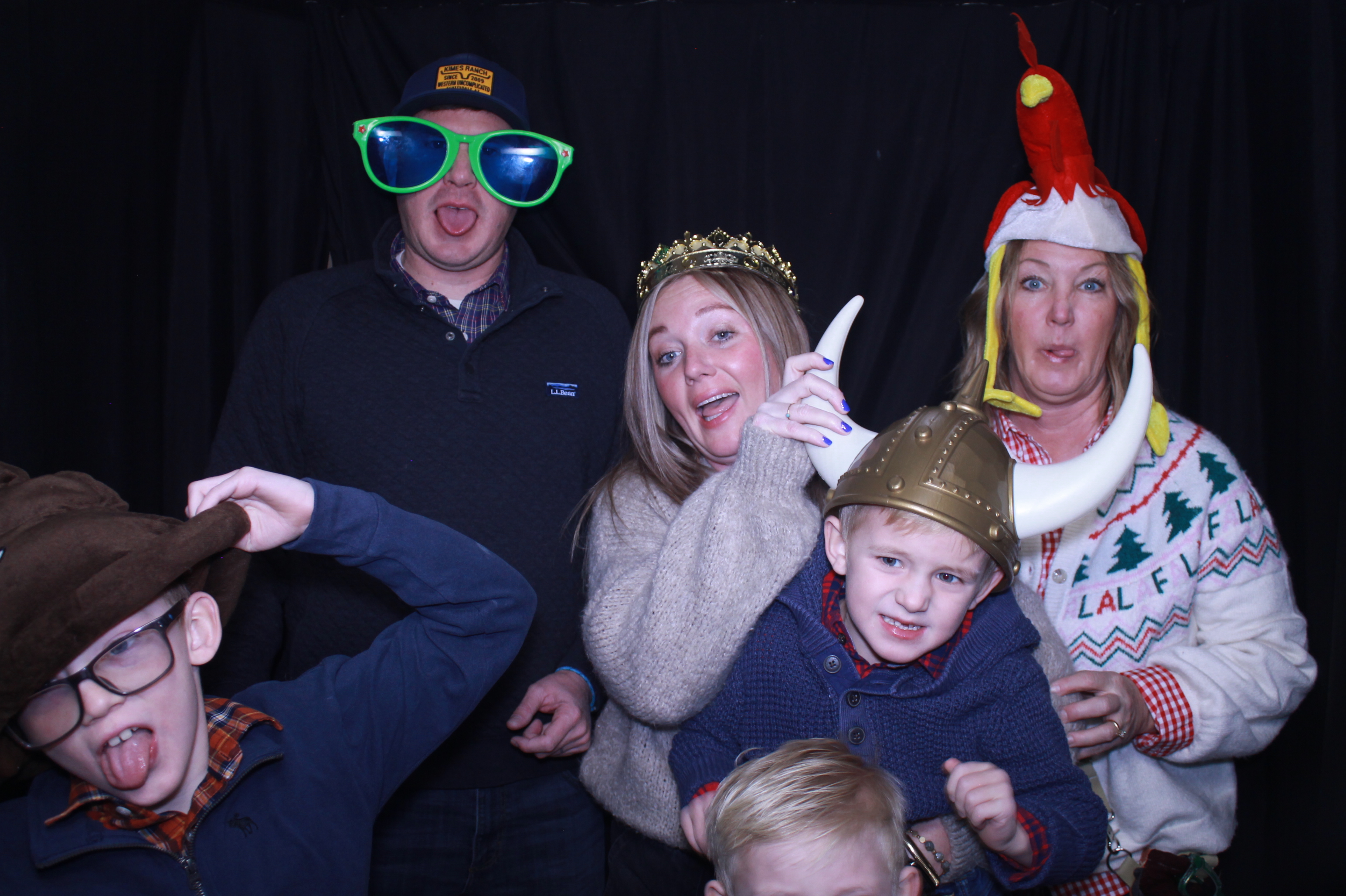 Alkermas Breakfast with Santa | View more photos from the event at gallery.photoboothcincy.com/u/PhotoBoothCincy/Alkermas-Breakfast-with-Santa