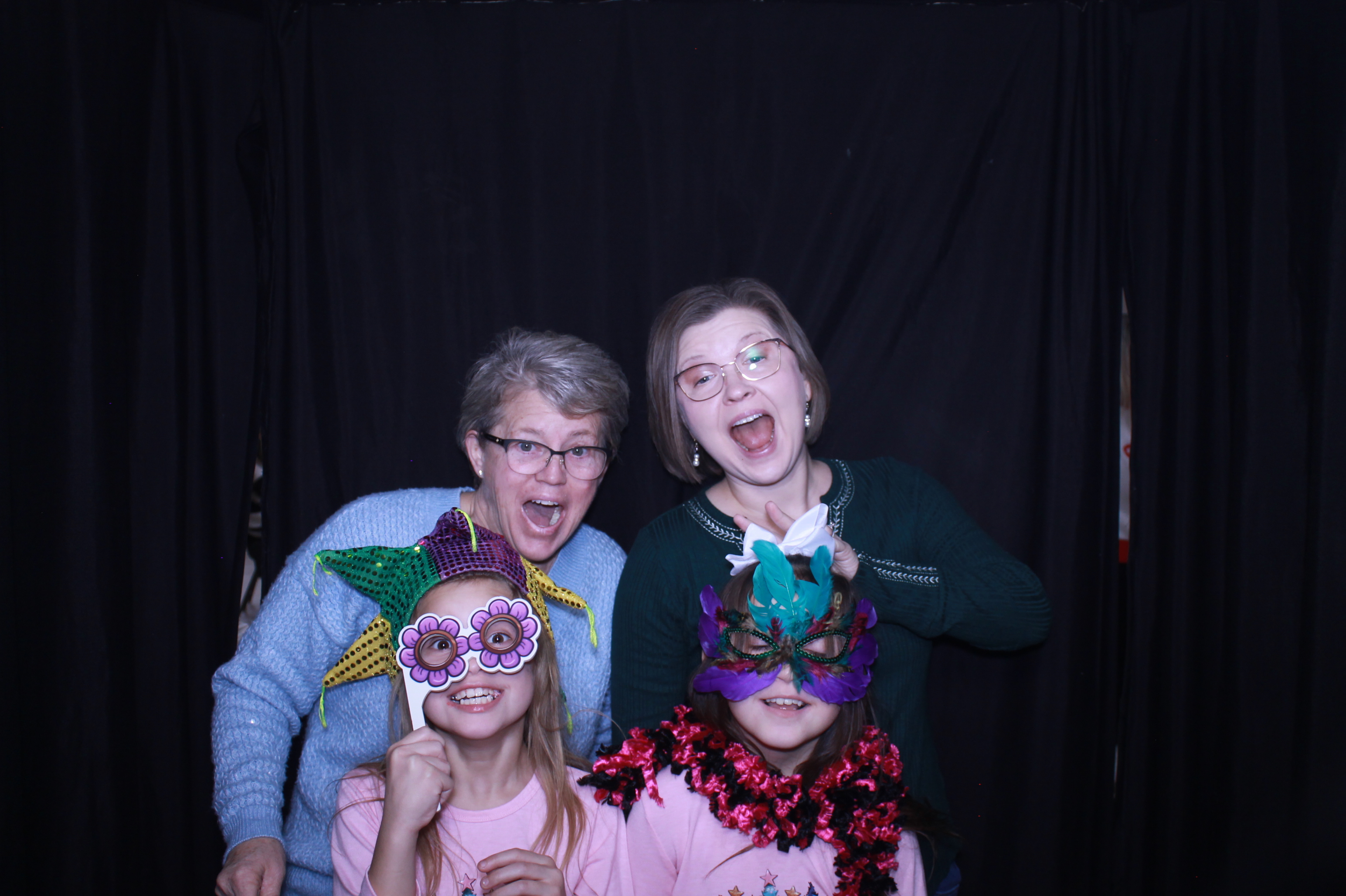 Alkermas Breakfast with Santa | View more photos from the event at gallery.photoboothcincy.com/u/PhotoBoothCincy/Alkermas-Breakfast-with-Santa