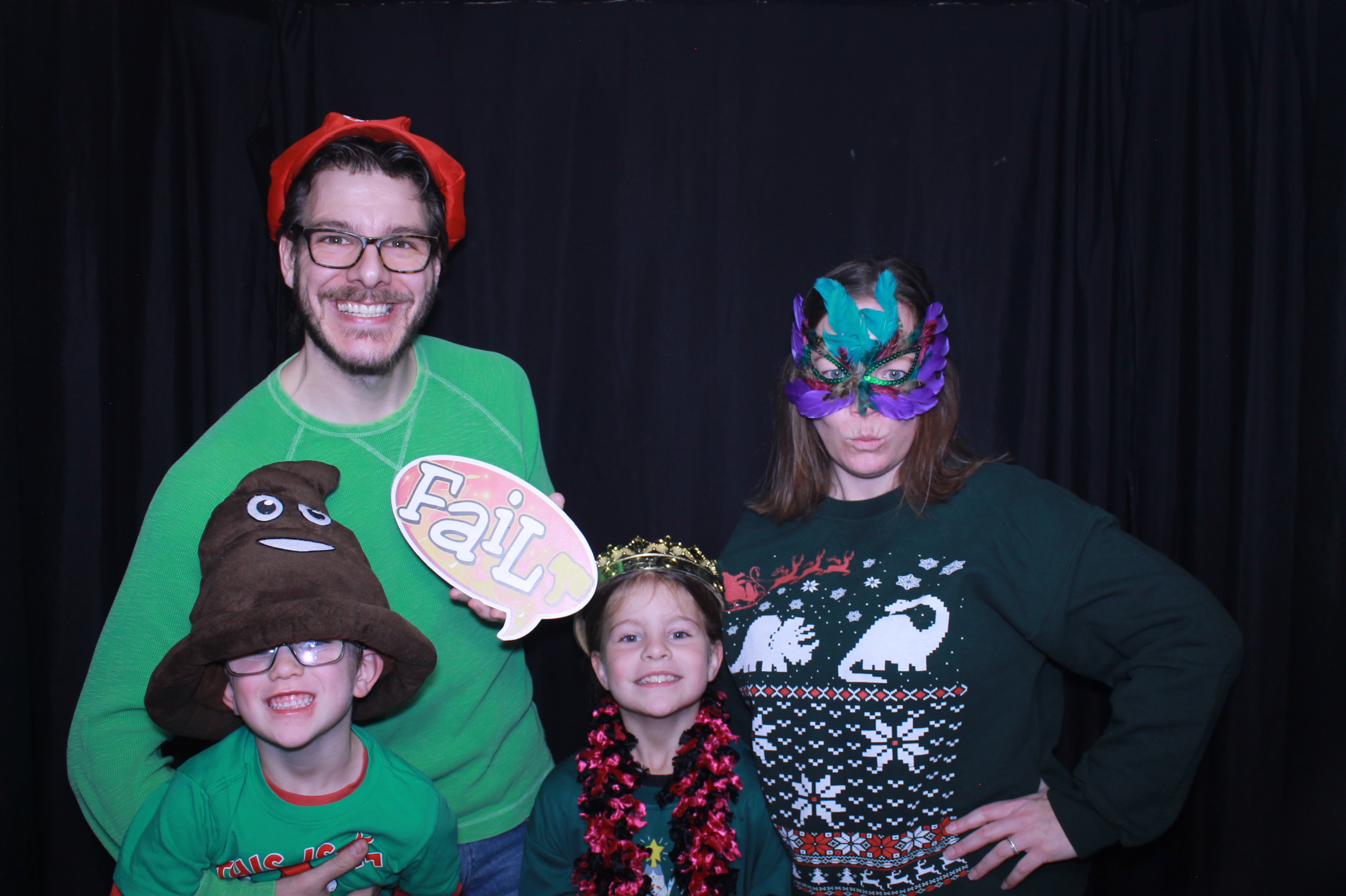 Alkermas Breakfast with Santa | View more photos from the event at gallery.photoboothcincy.com/u/PhotoBoothCincy/Alkermas-Breakfast-with-Santa