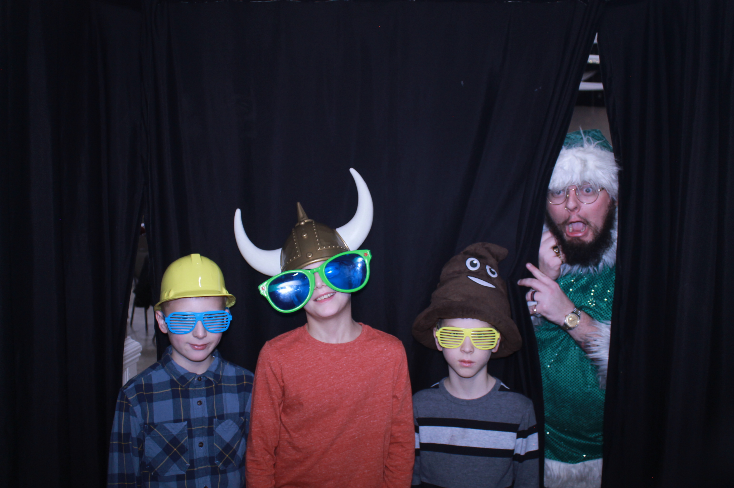 Alkermas Breakfast with Santa | View more photos from the event at gallery.photoboothcincy.com/u/PhotoBoothCincy/Alkermas-Breakfast-with-Santa