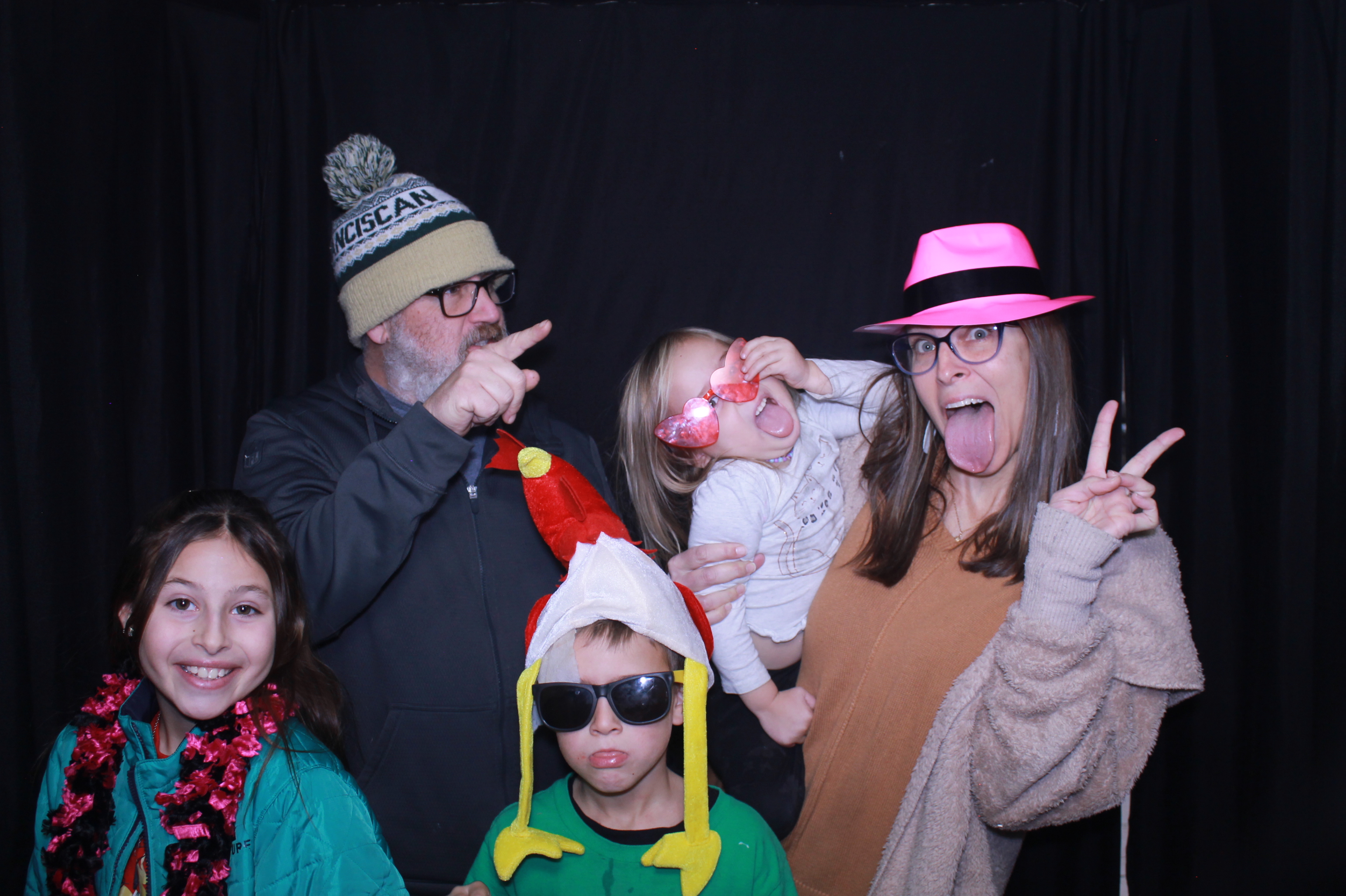 Alkermas Breakfast with Santa | View more photos from the event at gallery.photoboothcincy.com/u/PhotoBoothCincy/Alkermas-Breakfast-with-Santa