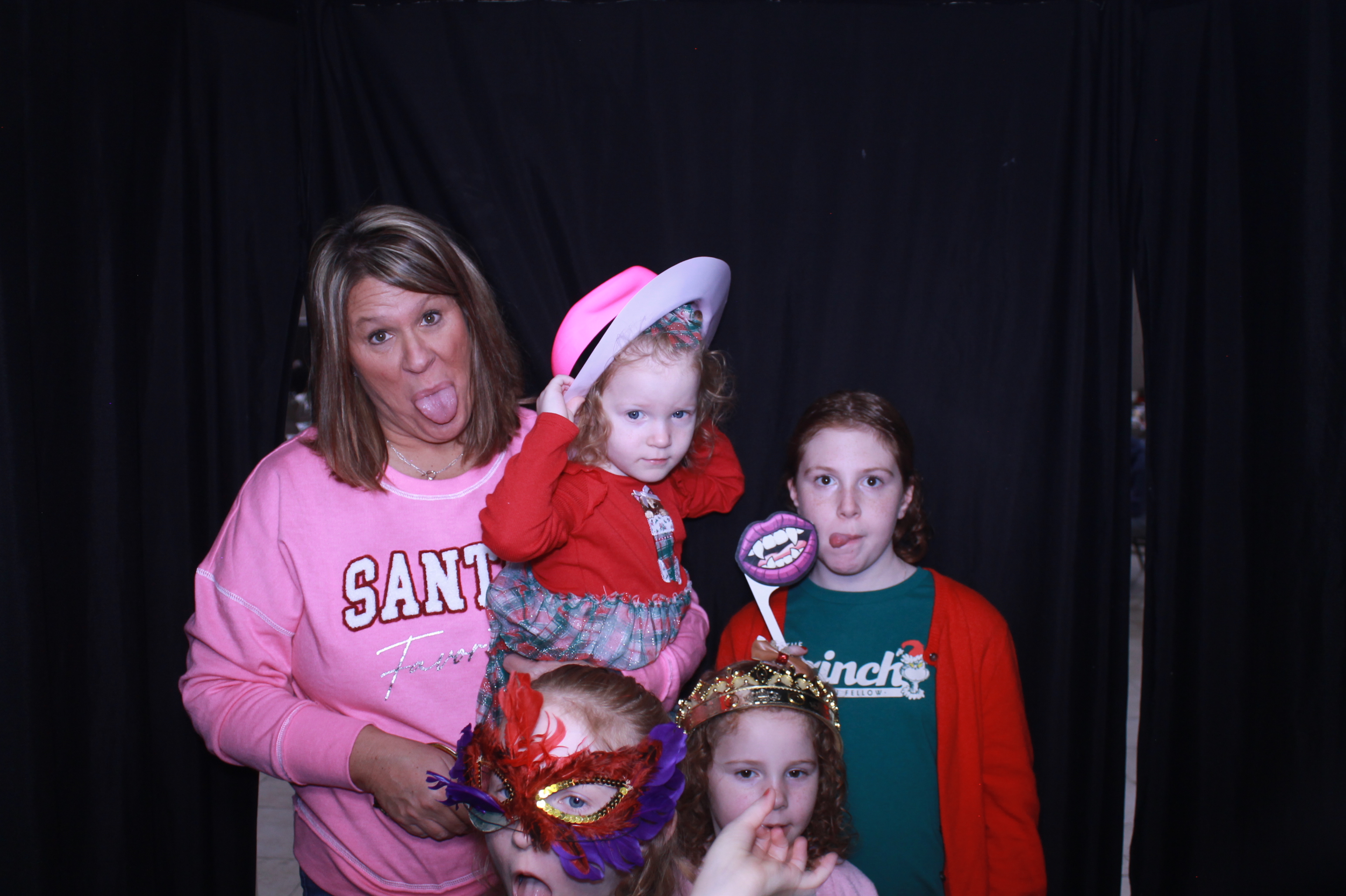 Alkermas Breakfast with Santa | View more photos from the event at gallery.photoboothcincy.com/u/PhotoBoothCincy/Alkermas-Breakfast-with-Santa