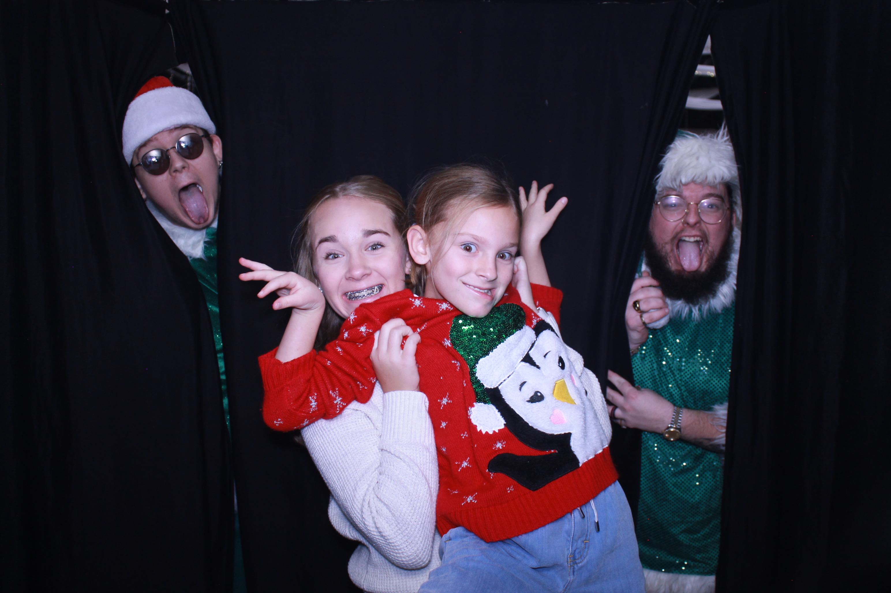 Alkermas Breakfast with Santa | View more photos from the event at gallery.photoboothcincy.com/u/PhotoBoothCincy/Alkermas-Breakfast-with-Santa