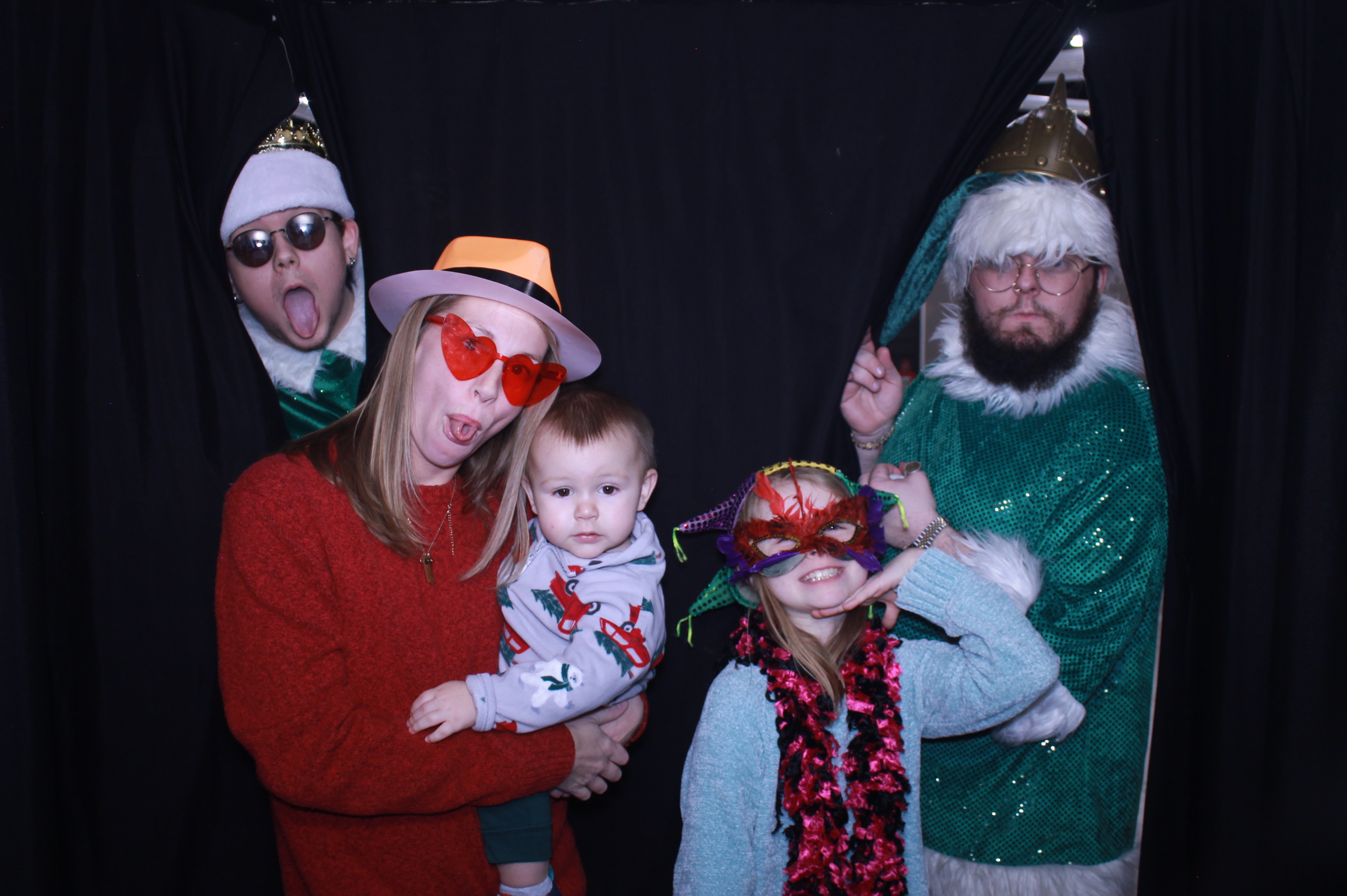Alkermas Breakfast with Santa | View more photos from the event at gallery.photoboothcincy.com/u/PhotoBoothCincy/Alkermas-Breakfast-with-Santa