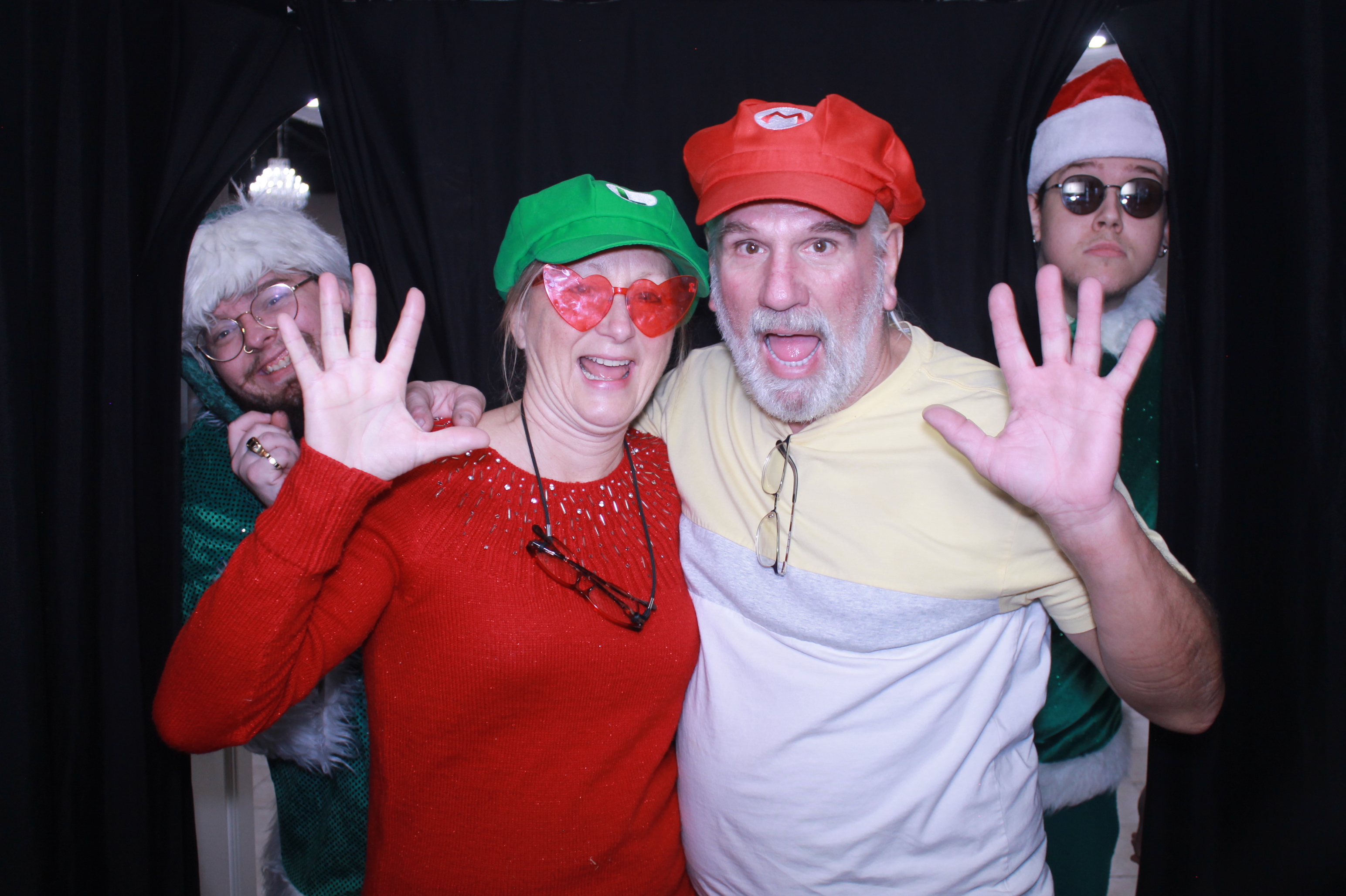 Alkermas Breakfast with Santa | View more photos from the event at gallery.photoboothcincy.com/u/PhotoBoothCincy/Alkermas-Breakfast-with-Santa
