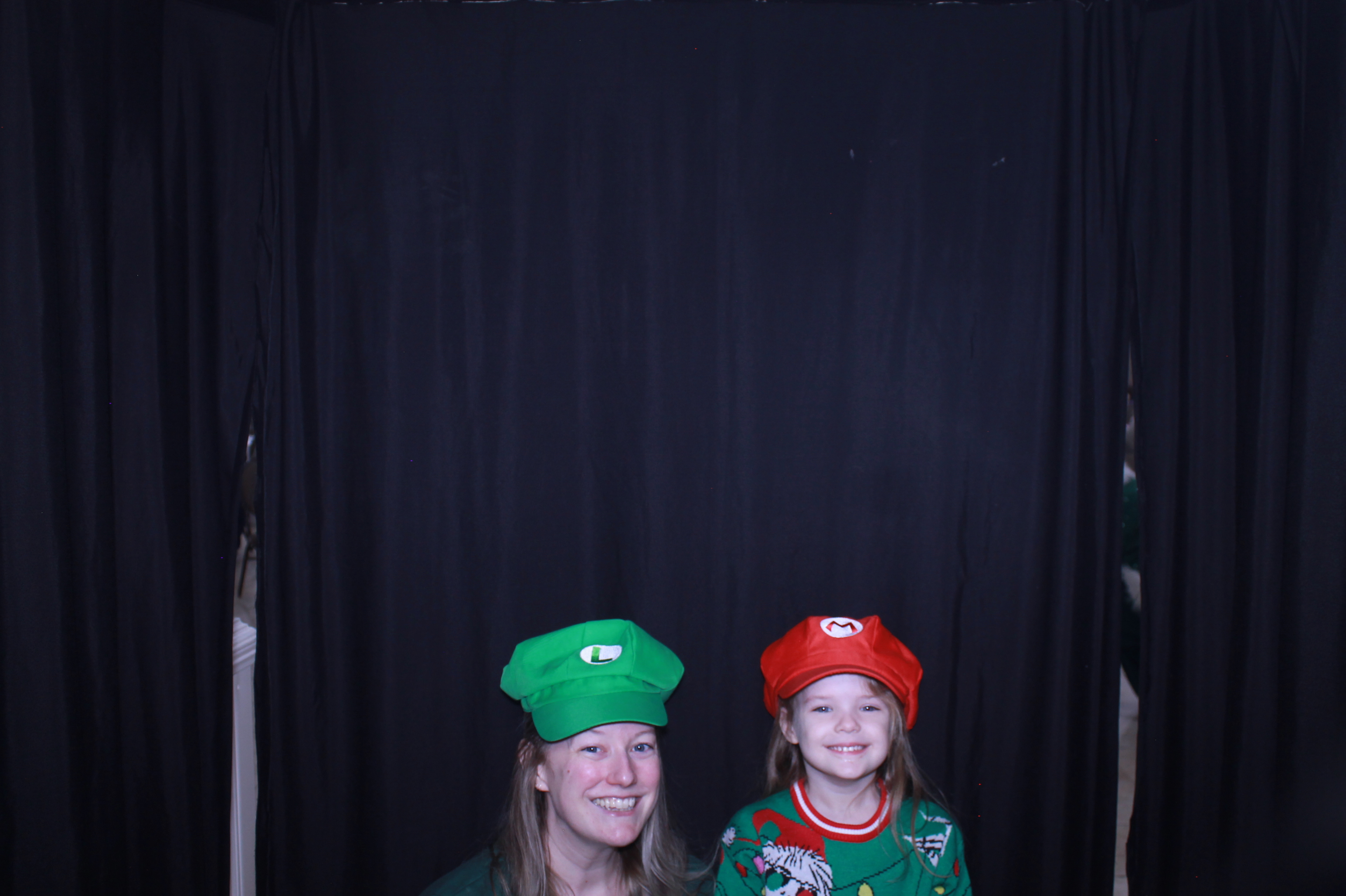 Alkermas Breakfast with Santa | View more photos from the event at gallery.photoboothcincy.com/u/PhotoBoothCincy/Alkermas-Breakfast-with-Santa