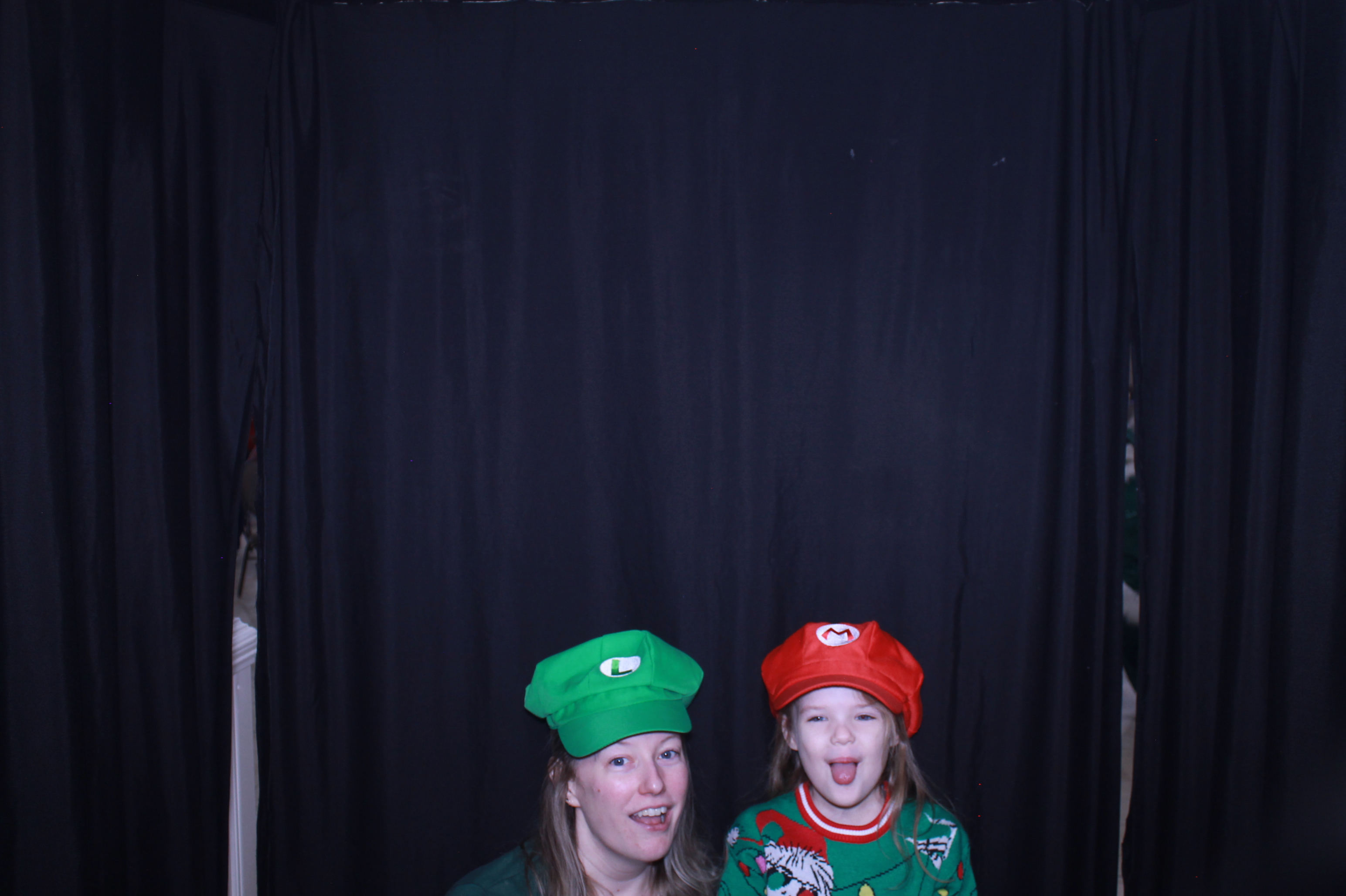 Alkermas Breakfast with Santa | View more photos from the event at gallery.photoboothcincy.com/u/PhotoBoothCincy/Alkermas-Breakfast-with-Santa