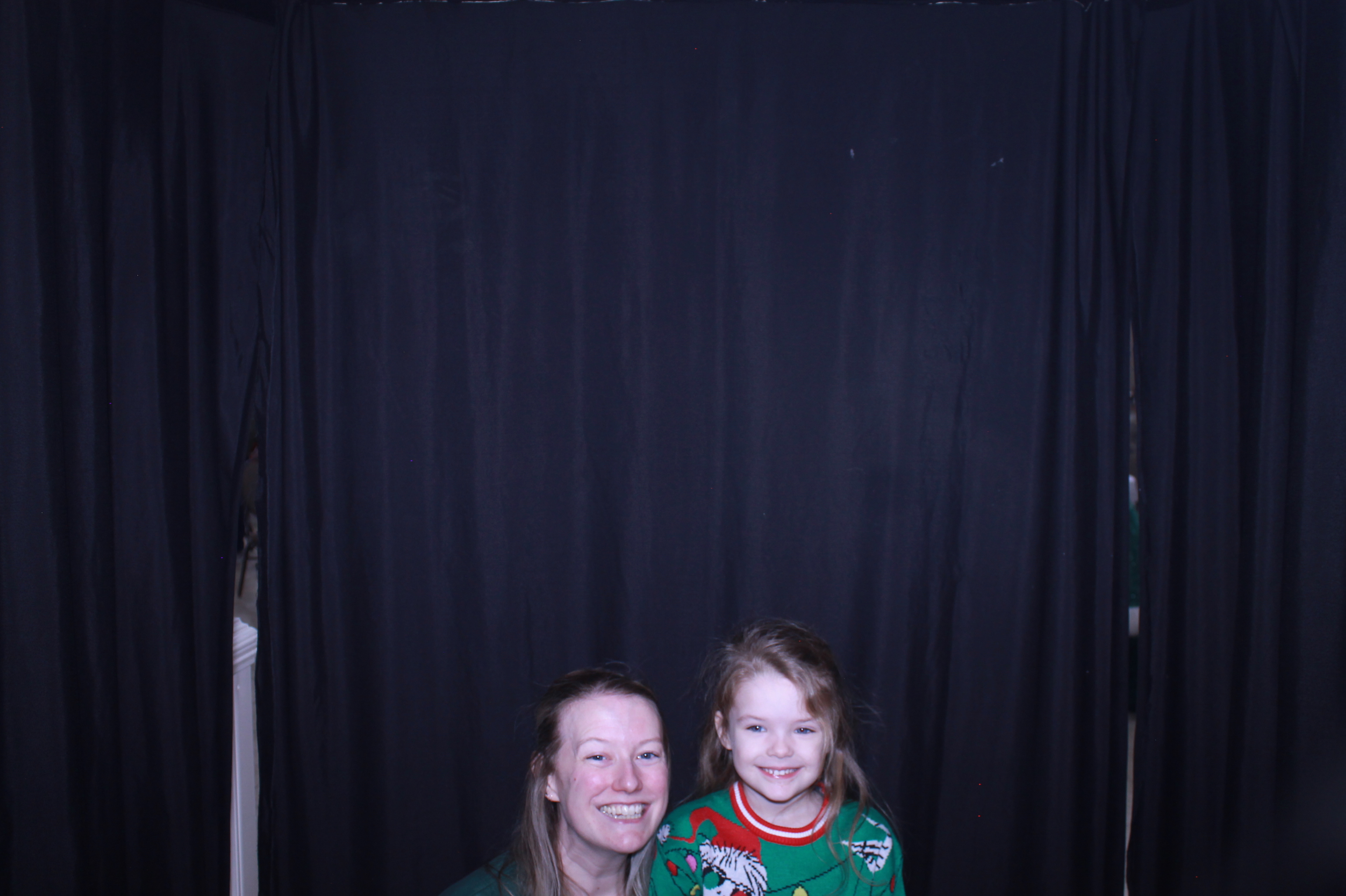 Alkermas Breakfast with Santa | View more photos from the event at gallery.photoboothcincy.com/u/PhotoBoothCincy/Alkermas-Breakfast-with-Santa