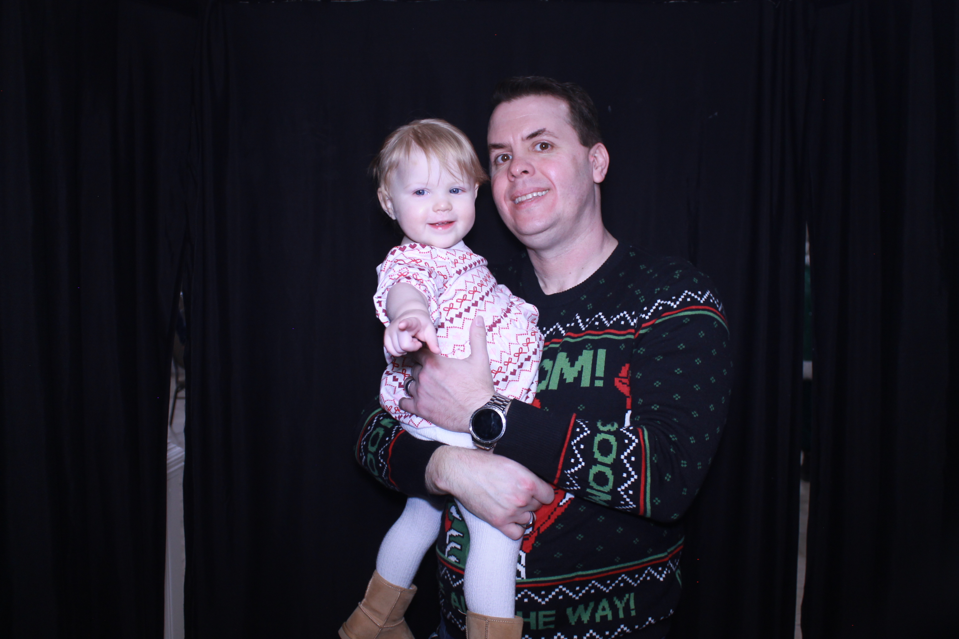 Alkermas Breakfast with Santa | View more photos from the event at gallery.photoboothcincy.com/u/PhotoBoothCincy/Alkermas-Breakfast-with-Santa