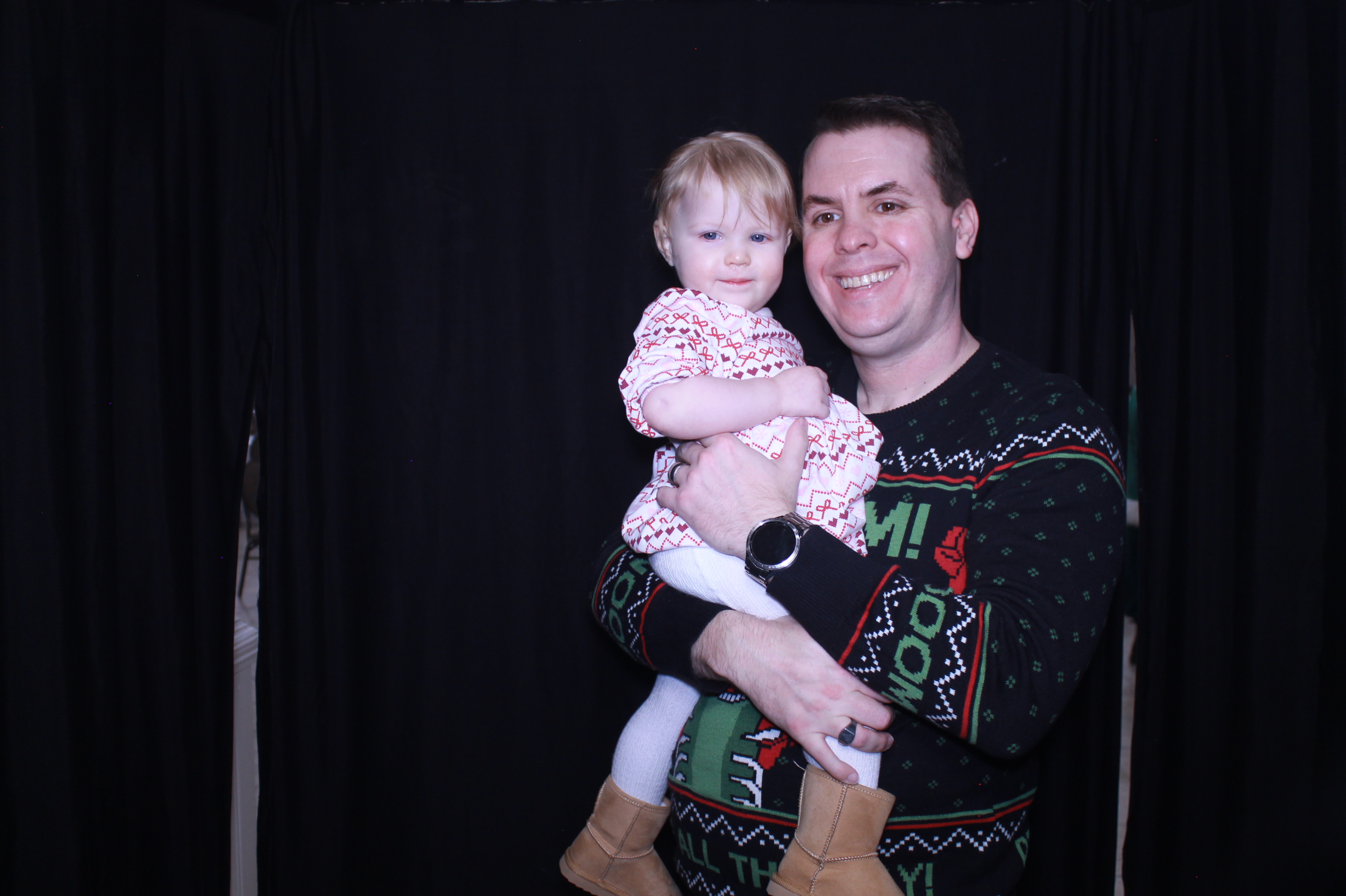 Alkermas Breakfast with Santa | View more photos from the event at gallery.photoboothcincy.com/u/PhotoBoothCincy/Alkermas-Breakfast-with-Santa
