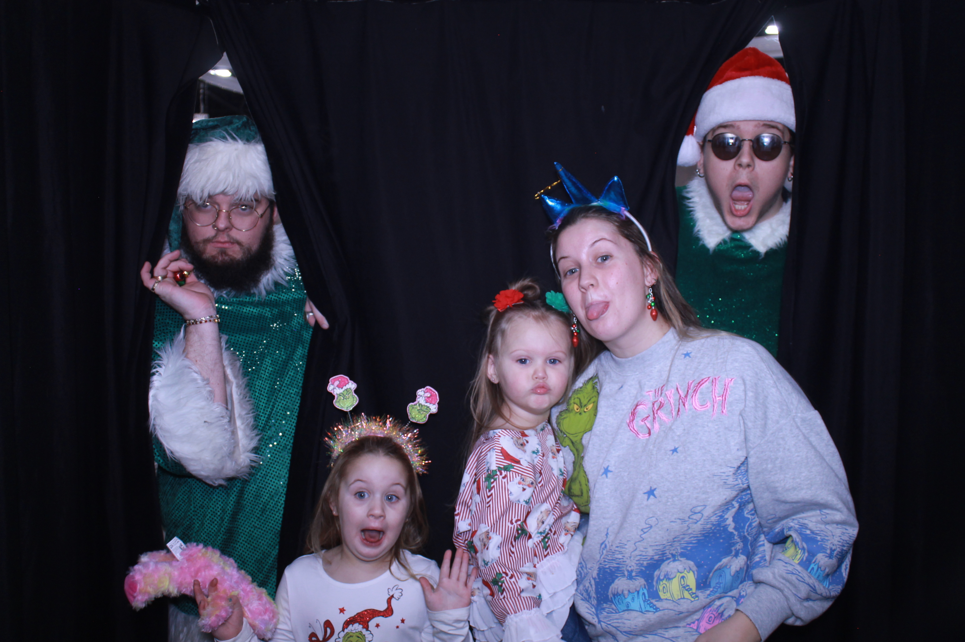 Alkermas Breakfast with Santa | View more photos from the event at gallery.photoboothcincy.com/u/PhotoBoothCincy/Alkermas-Breakfast-with-Santa