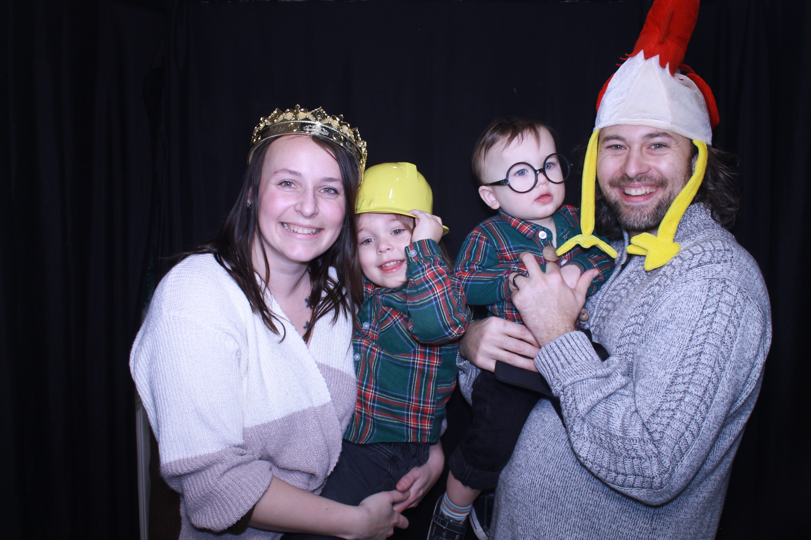 Alkermas Breakfast with Santa | View more photos from the event at gallery.photoboothcincy.com/u/PhotoBoothCincy/Alkermas-Breakfast-with-Santa