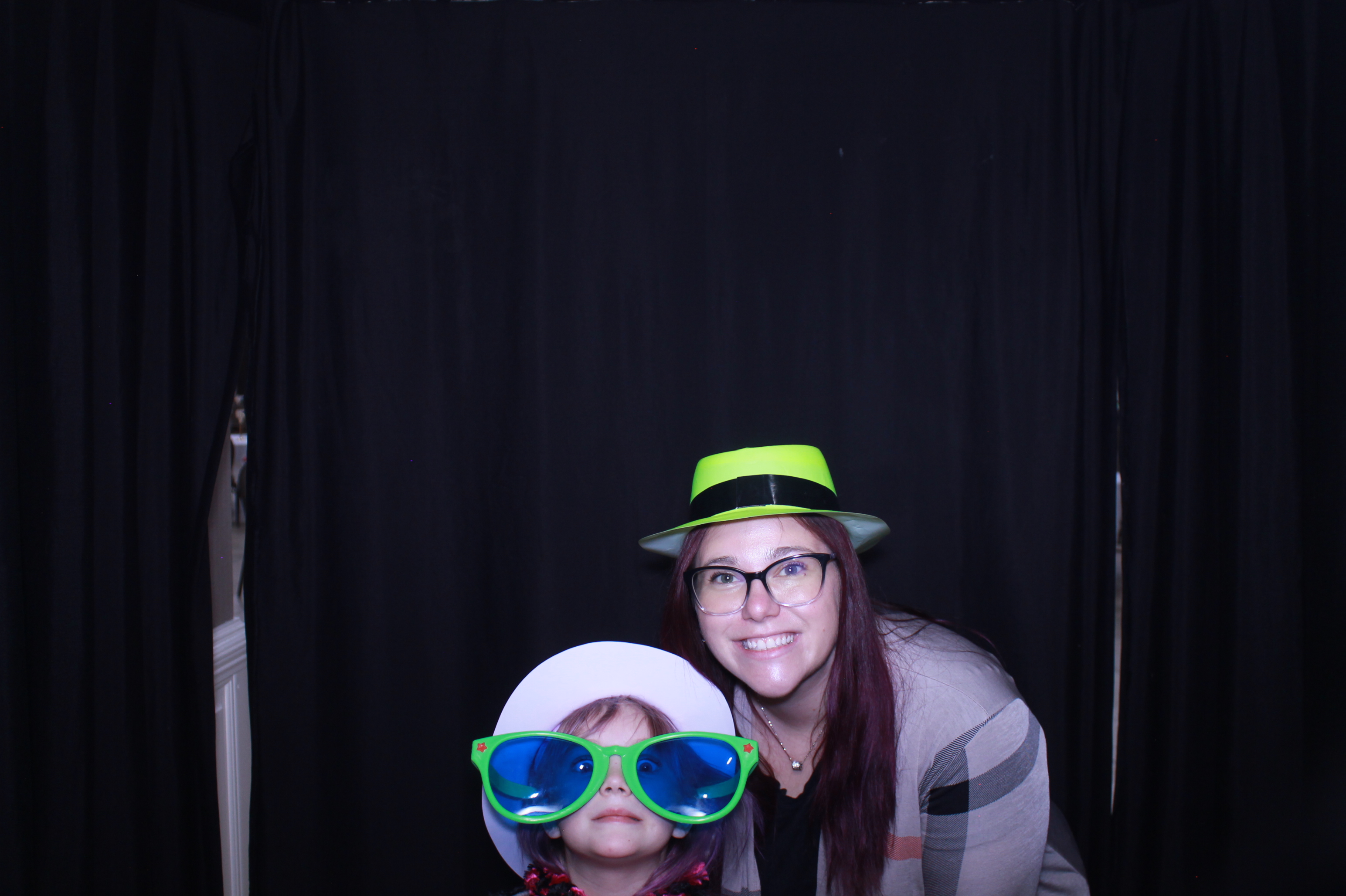 Alkermas Breakfast with Santa | View more photos from the event at gallery.photoboothcincy.com/u/PhotoBoothCincy/Alkermas-Breakfast-with-Santa