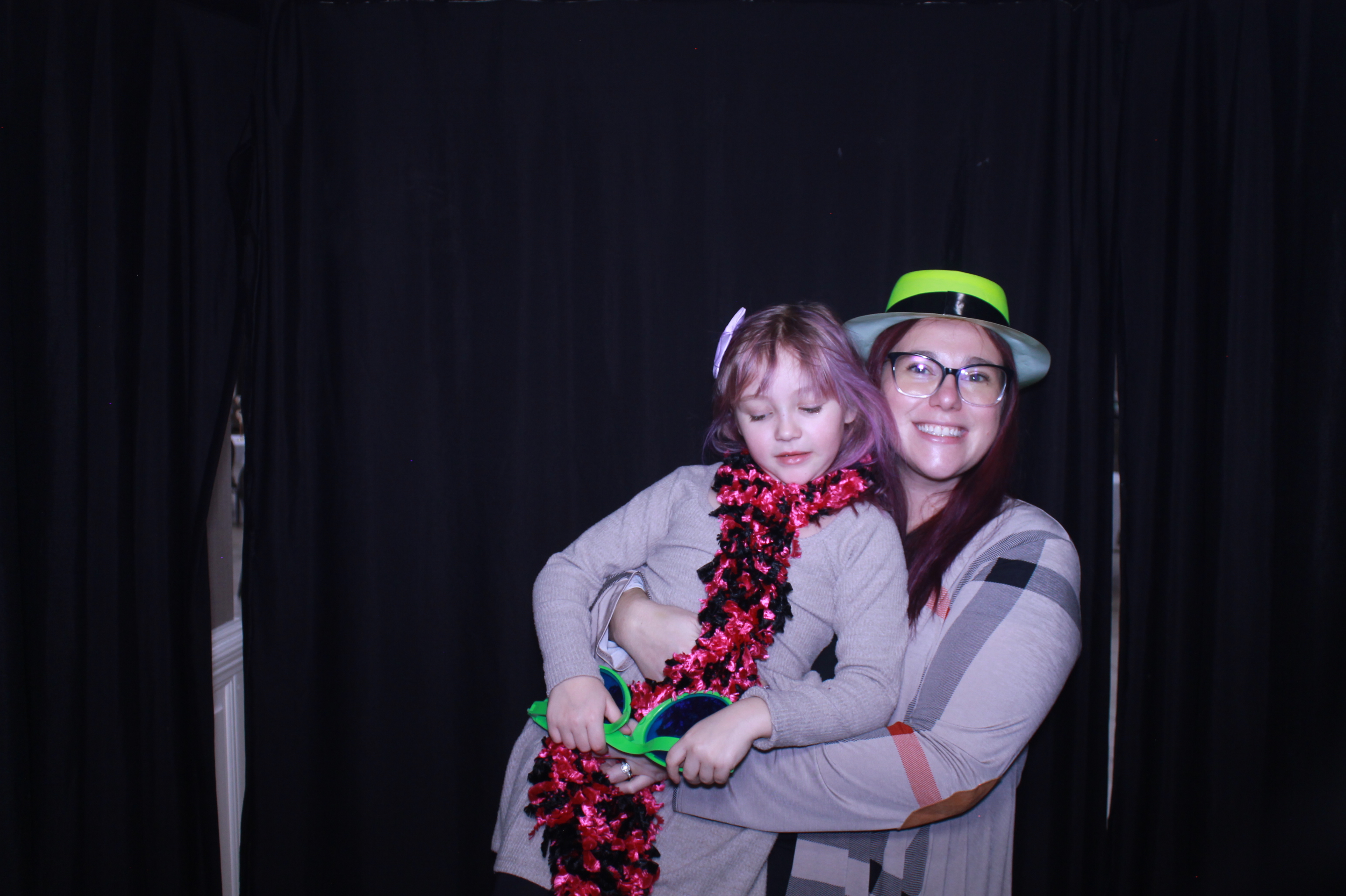 Alkermas Breakfast with Santa | View more photos from the event at gallery.photoboothcincy.com/u/PhotoBoothCincy/Alkermas-Breakfast-with-Santa