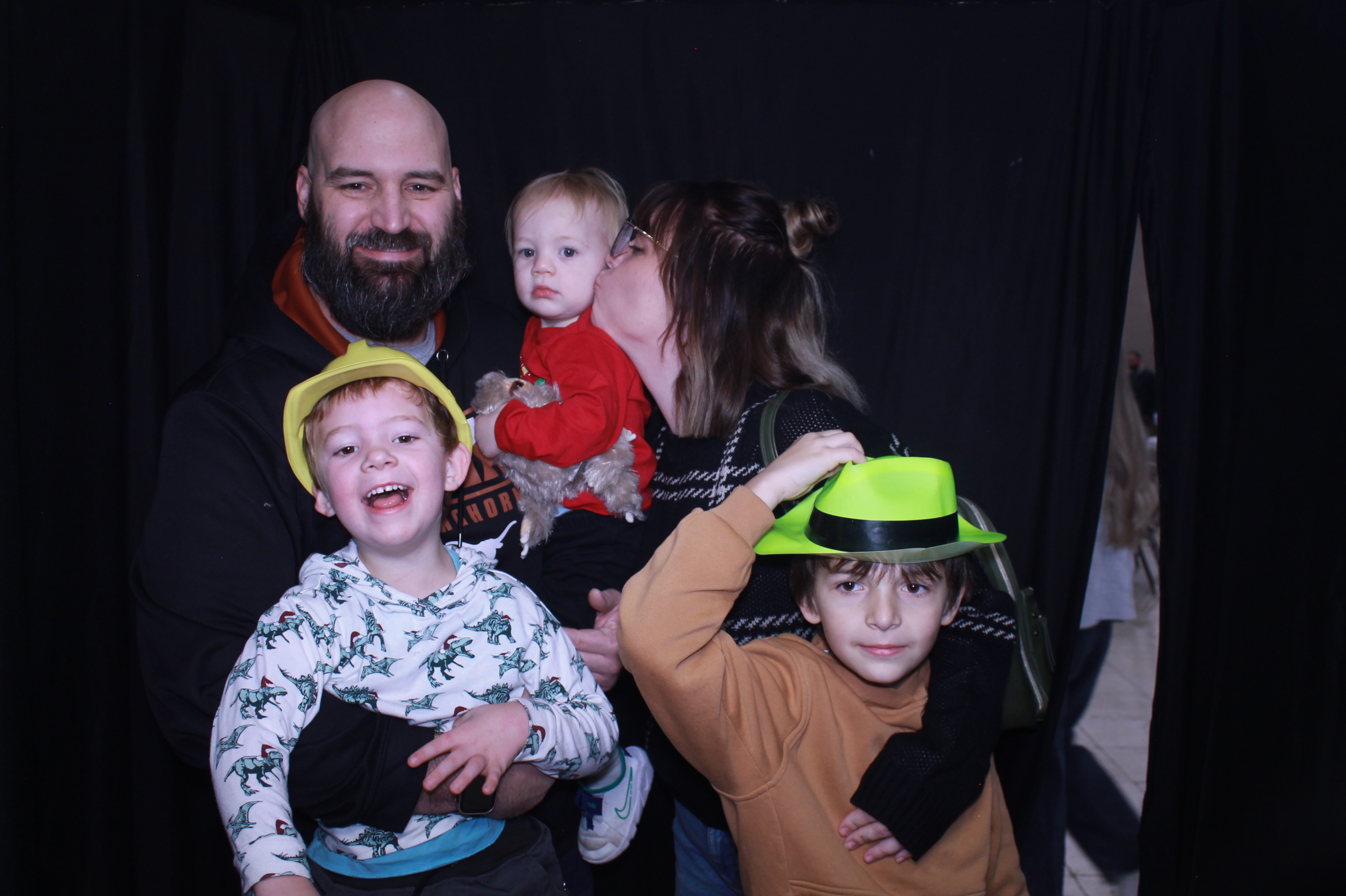 Alkermas Breakfast with Santa | View more photos from the event at gallery.photoboothcincy.com/u/PhotoBoothCincy/Alkermas-Breakfast-with-Santa
