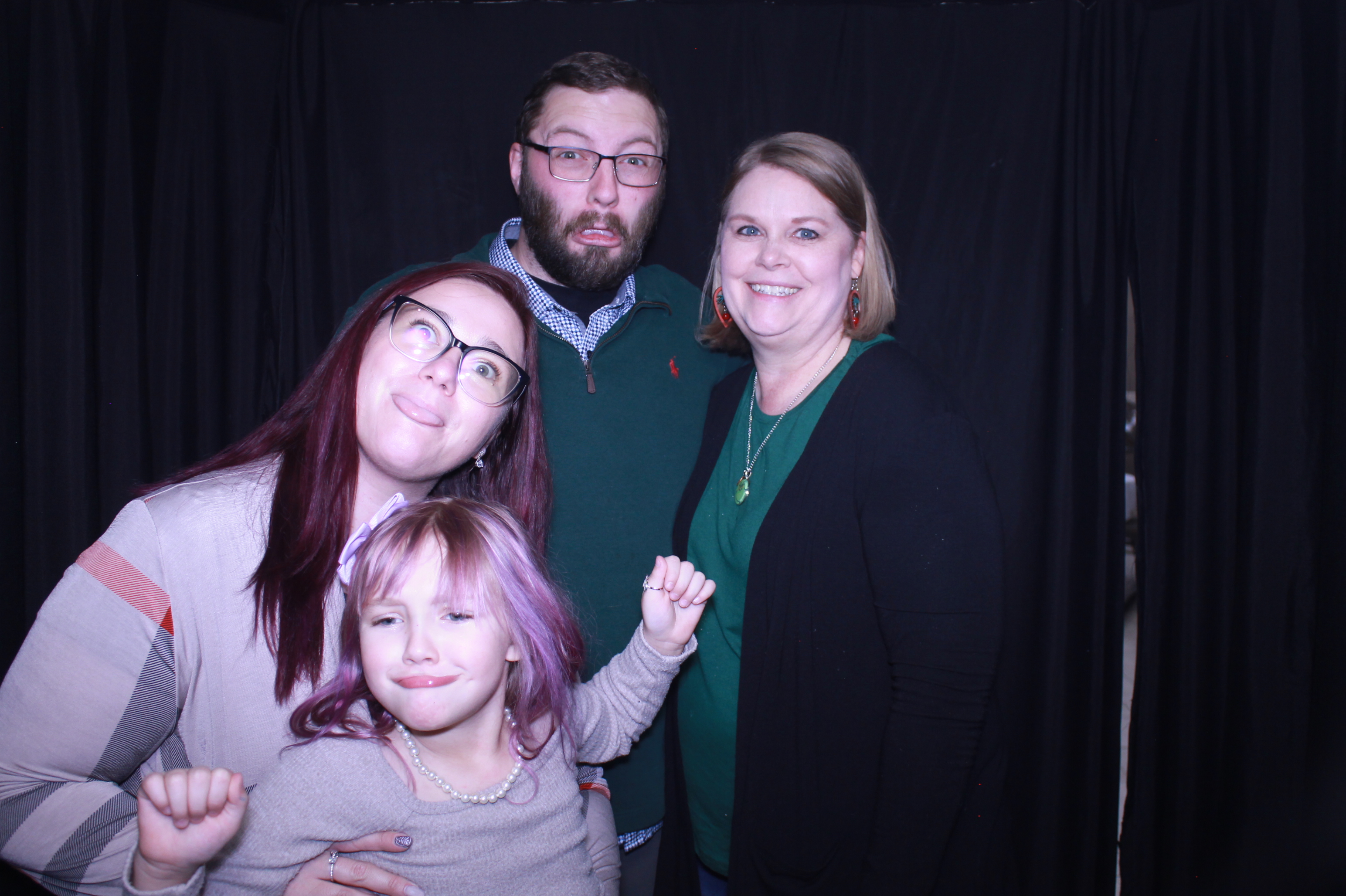 Alkermas Breakfast with Santa | View more photos from the event at gallery.photoboothcincy.com/u/PhotoBoothCincy/Alkermas-Breakfast-with-Santa