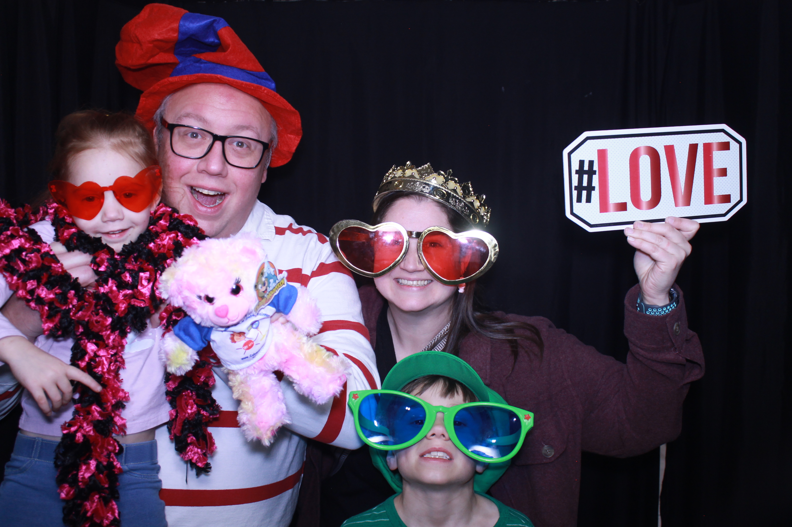 Alkermas Breakfast with Santa | View more photos from the event at gallery.photoboothcincy.com/u/PhotoBoothCincy/Alkermas-Breakfast-with-Santa