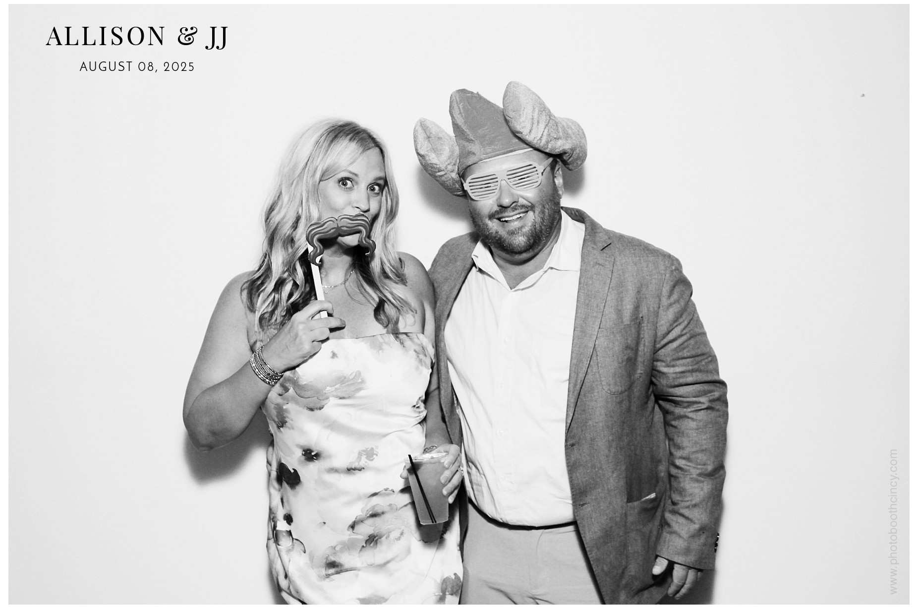 Allison & JJ | View more photos from the event at gallery.photoboothcincy.com/u/PhotoBoothCincy/Allison-JJ
