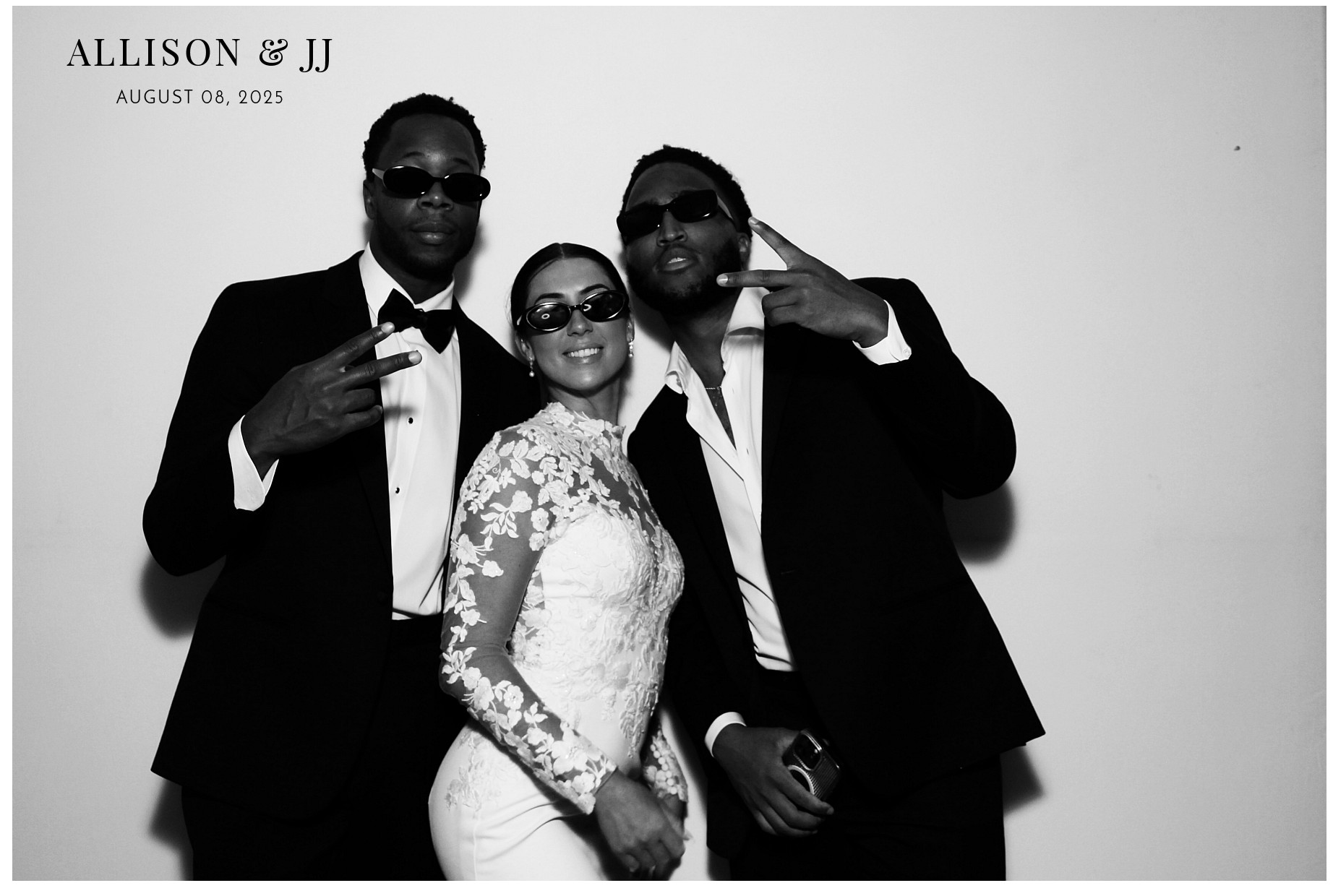 Allison & JJ | View more photos from the event at gallery.photoboothcincy.com/u/PhotoBoothCincy/Allison-JJ