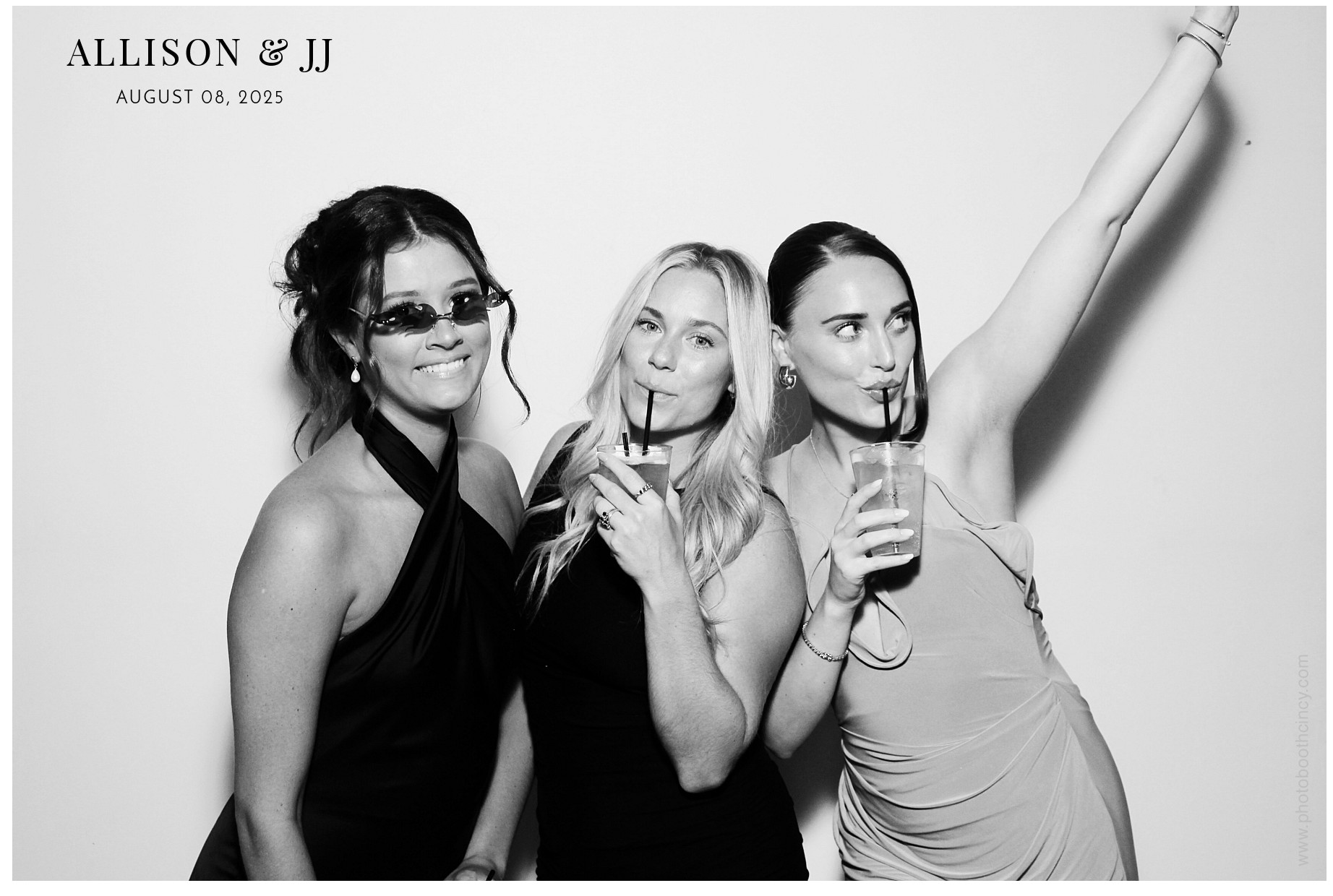 Allison & JJ | View more photos from the event at gallery.photoboothcincy.com/u/PhotoBoothCincy/Allison-JJ