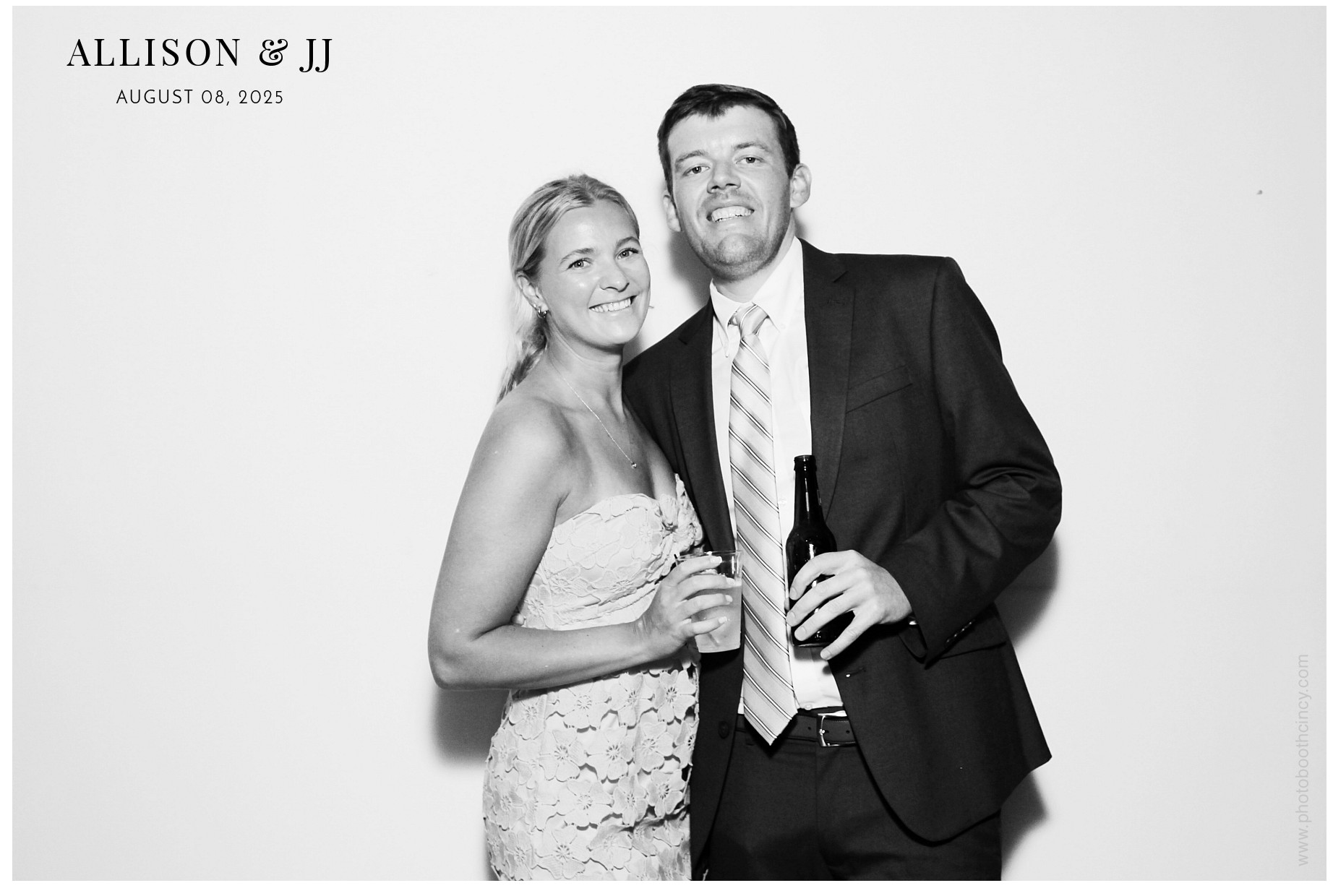 Allison & JJ | View more photos from the event at gallery.photoboothcincy.com/u/PhotoBoothCincy/Allison-JJ