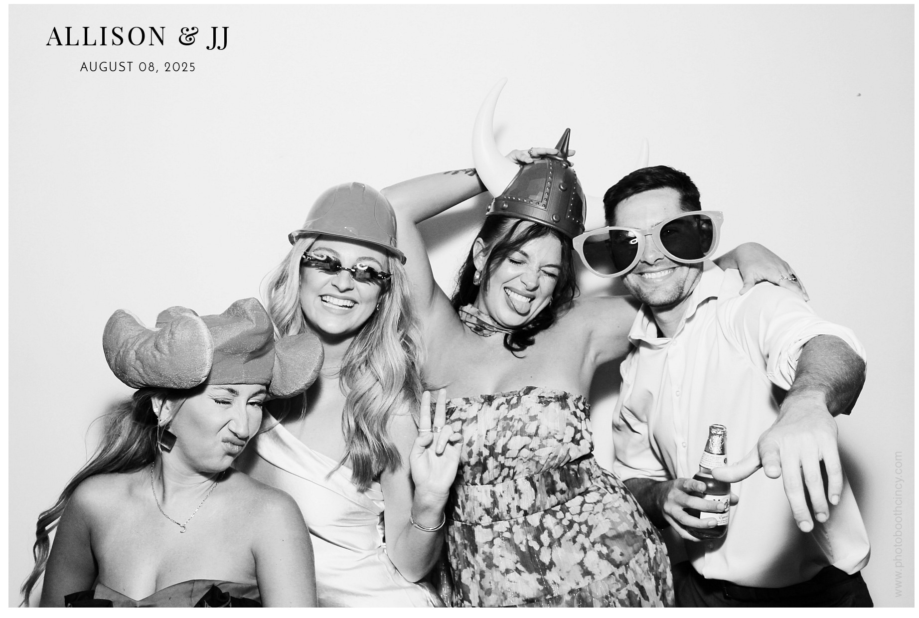Allison & JJ | View more photos from the event at gallery.photoboothcincy.com/u/PhotoBoothCincy/Allison-JJ