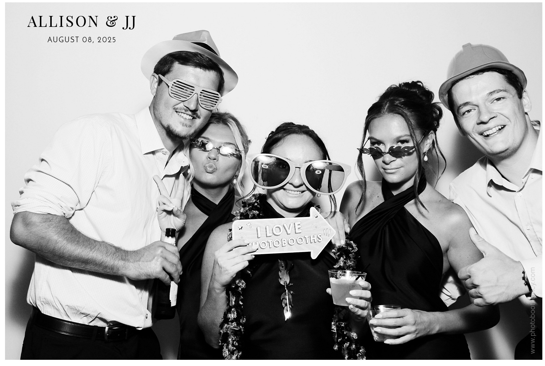 Allison & JJ | View more photos from the event at gallery.photoboothcincy.com/u/PhotoBoothCincy/Allison-JJ