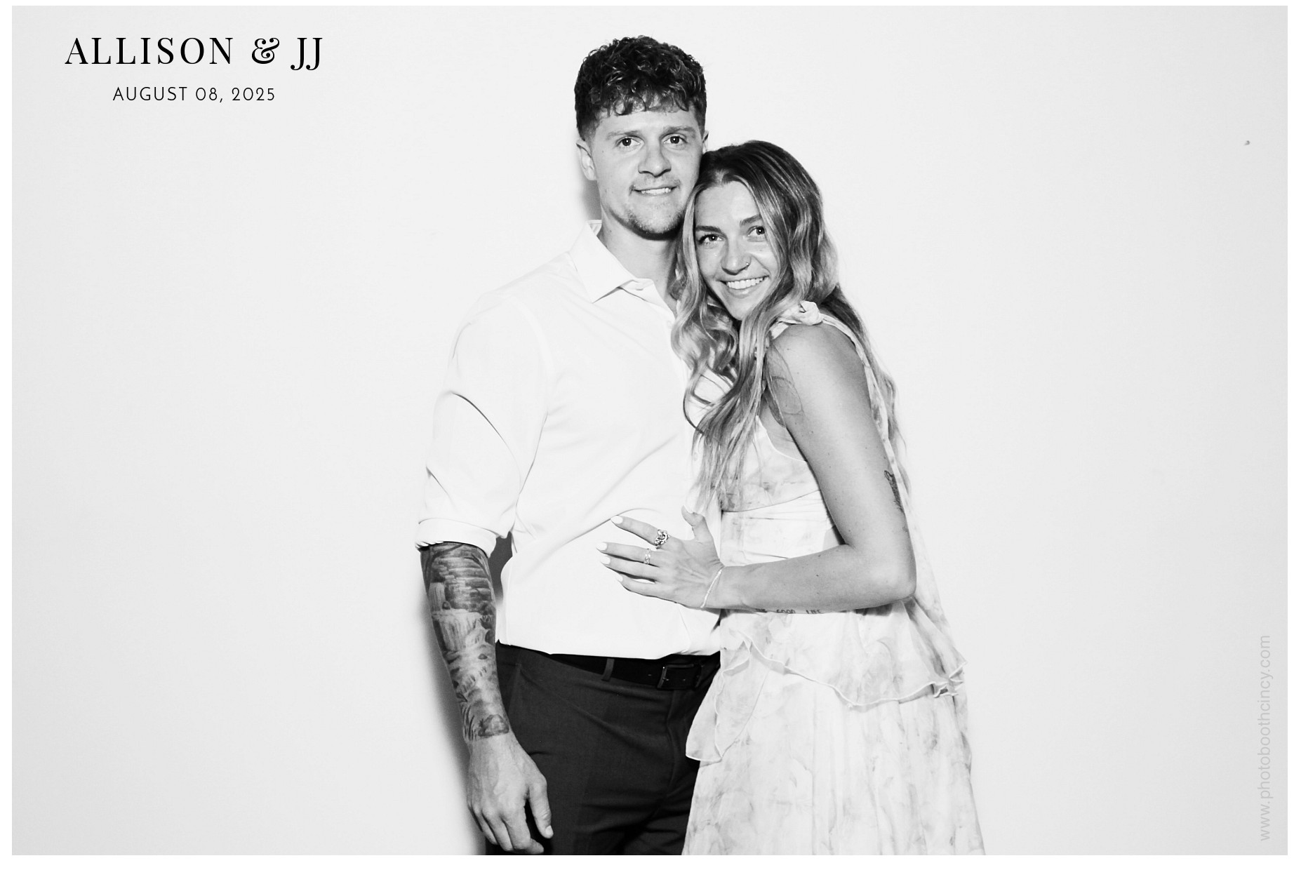 Allison & JJ | View more photos from the event at gallery.photoboothcincy.com/u/PhotoBoothCincy/Allison-JJ