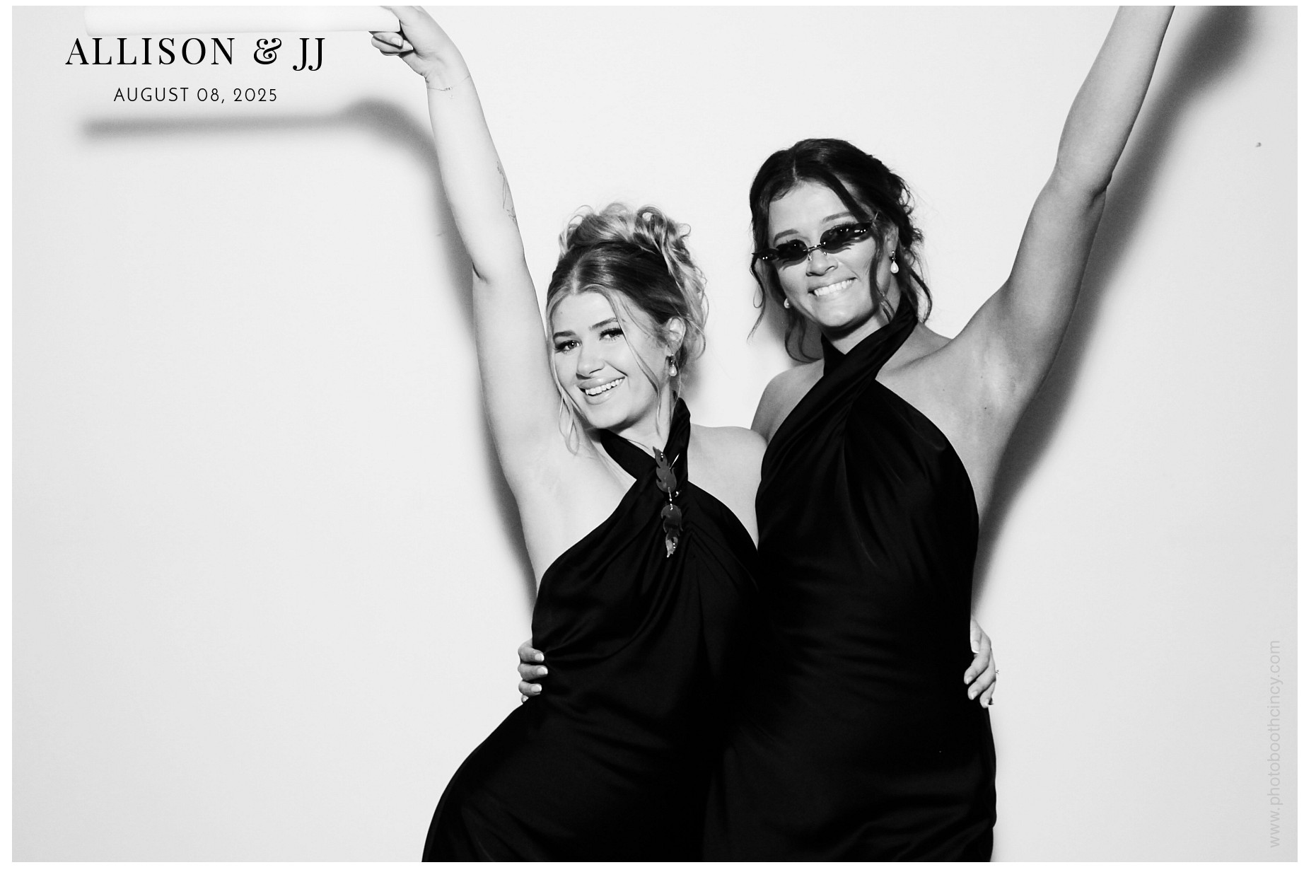 Allison & JJ | View more photos from the event at gallery.photoboothcincy.com/u/PhotoBoothCincy/Allison-JJ