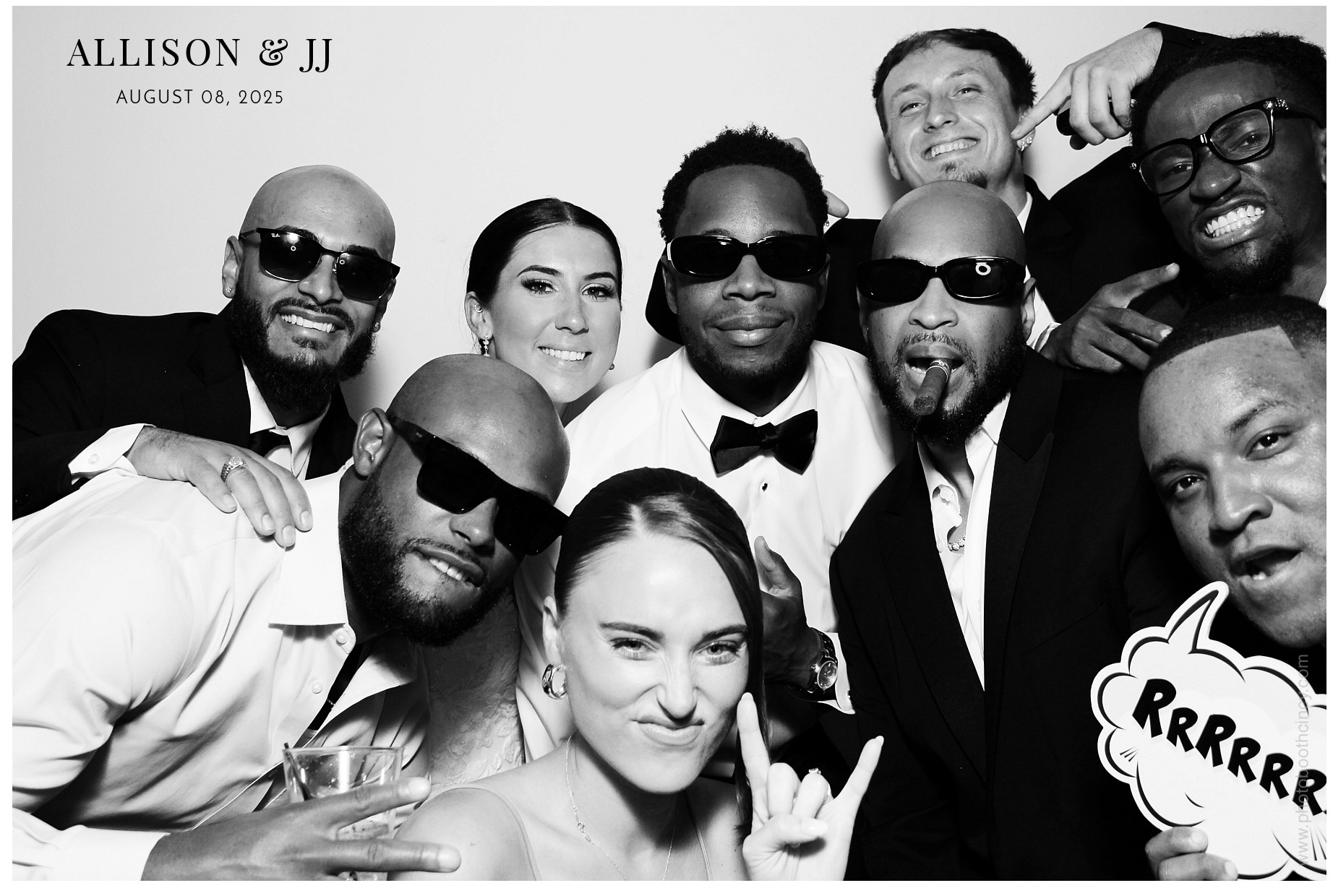 Allison & JJ | View more photos from the event at gallery.photoboothcincy.com/u/PhotoBoothCincy/Allison-JJ