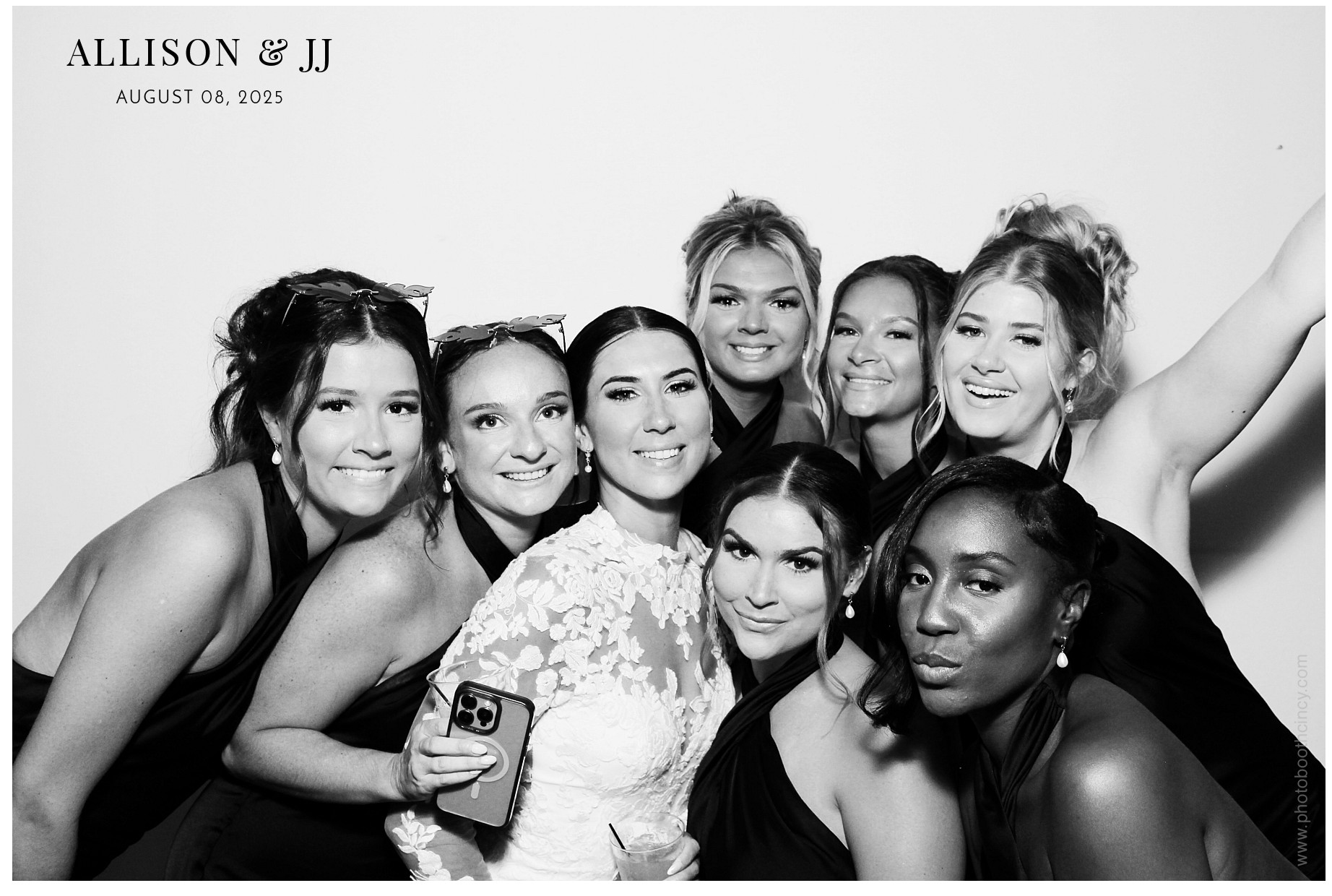 Allison & JJ | View more photos from the event at gallery.photoboothcincy.com/u/PhotoBoothCincy/Allison-JJ
