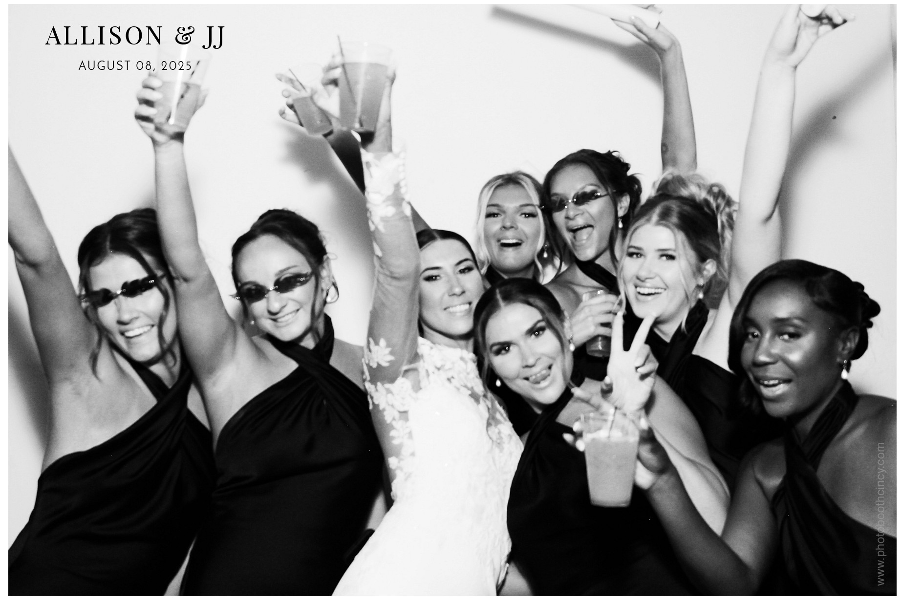 Allison & JJ | View more photos from the event at gallery.photoboothcincy.com/u/PhotoBoothCincy/Allison-JJ