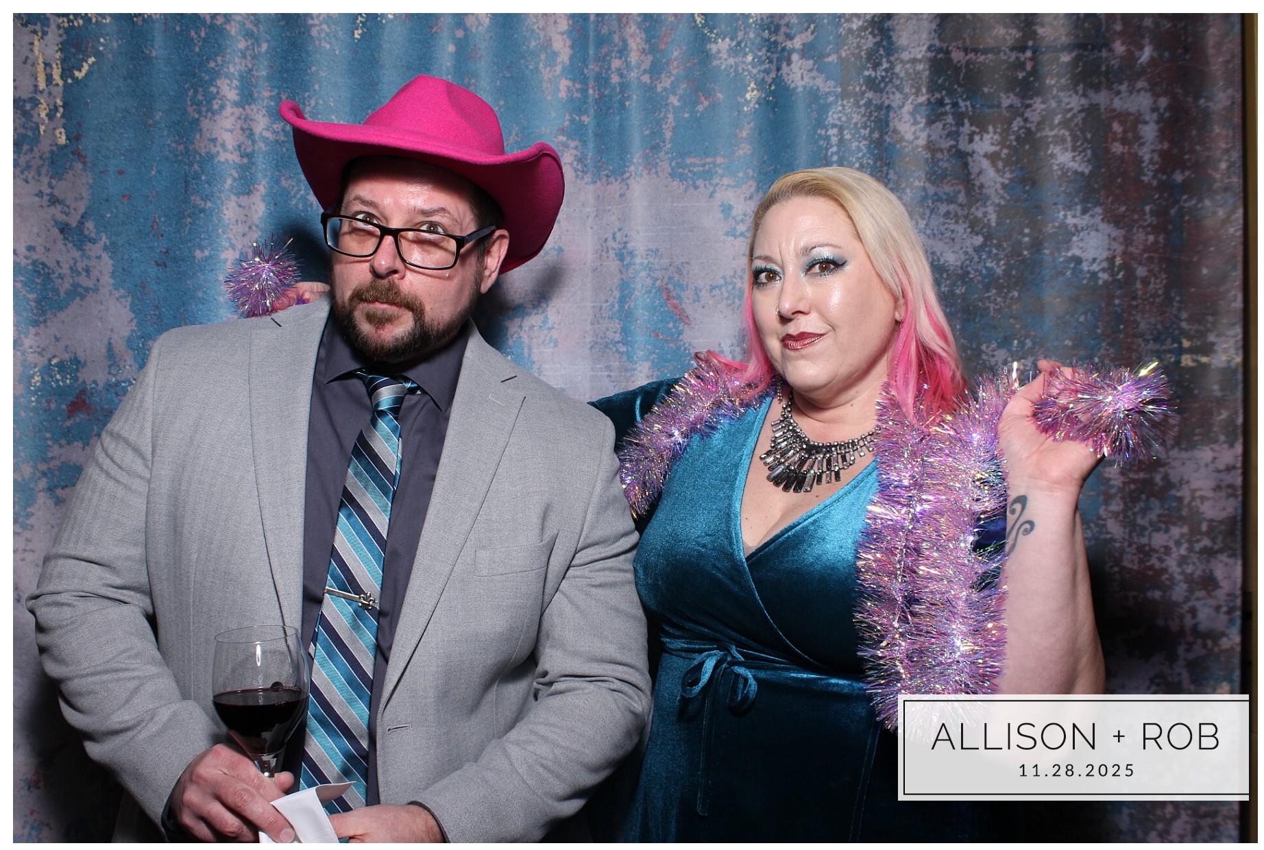 Allison + Rob | View more photos from the event at gallery.photoboothcincy.com/u/PhotoBoothCincy/Allison-Rob