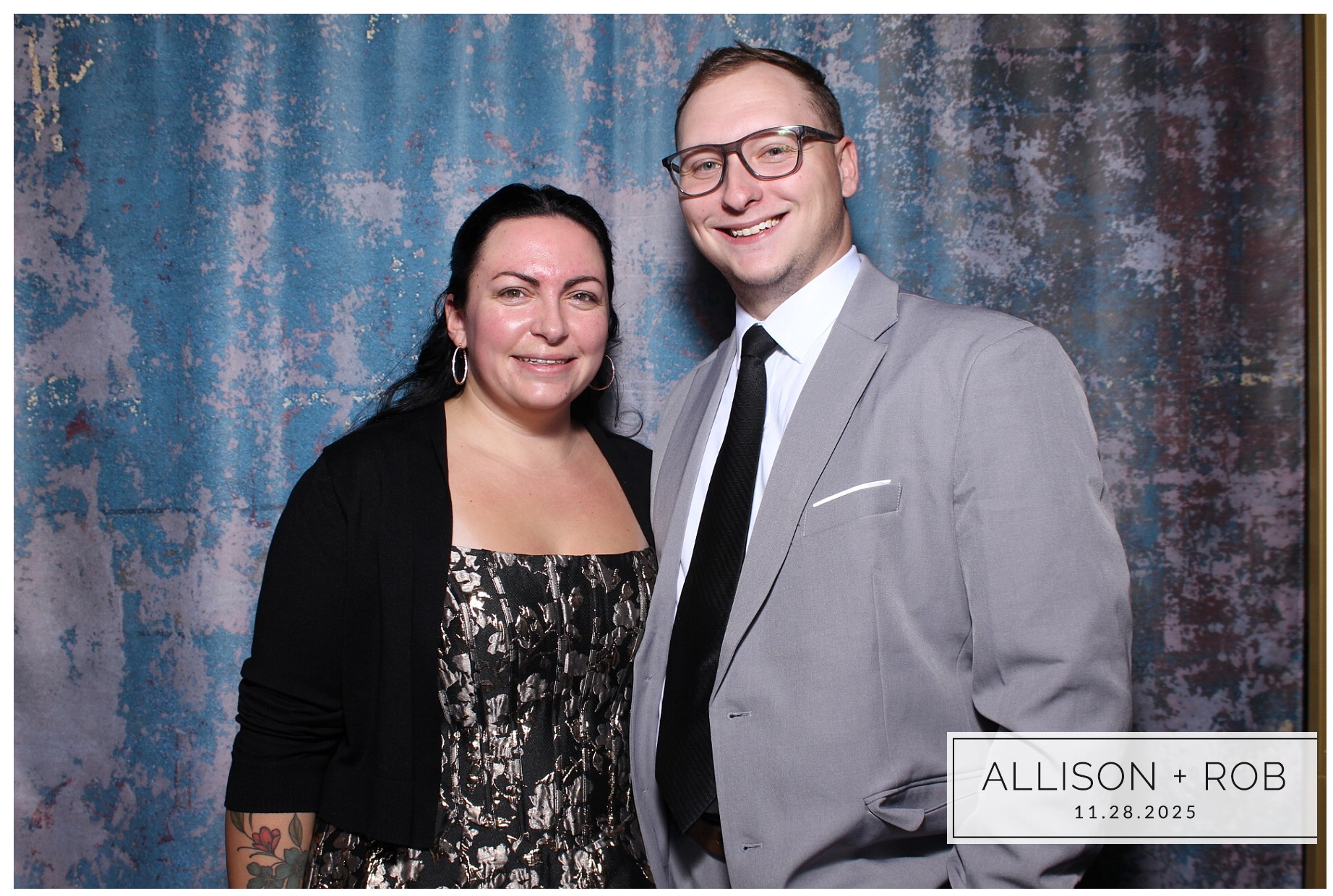 Allison + Rob | View more photos from the event at gallery.photoboothcincy.com/u/PhotoBoothCincy/Allison-Rob