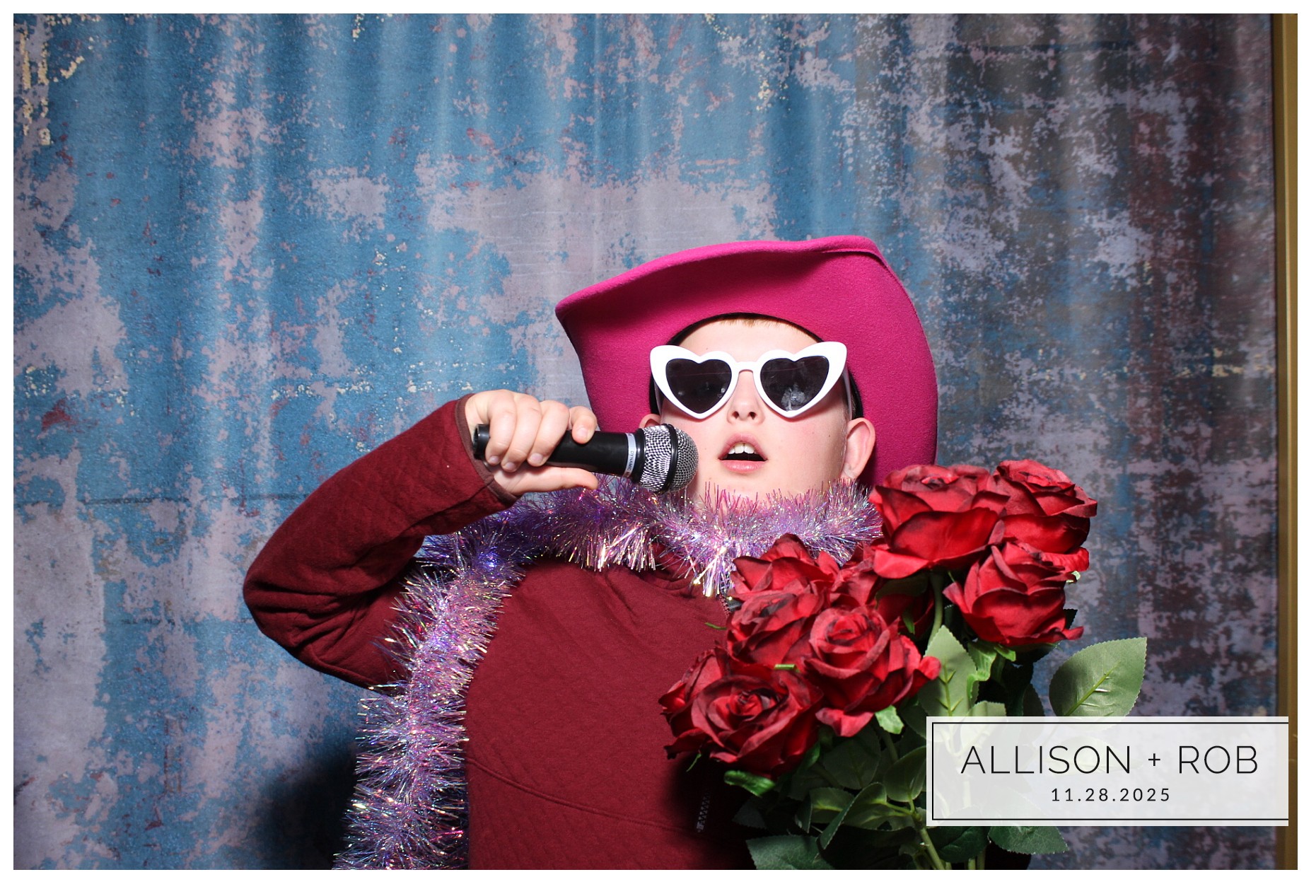 Allison + Rob | View more photos from the event at gallery.photoboothcincy.com/u/PhotoBoothCincy/Allison-Rob