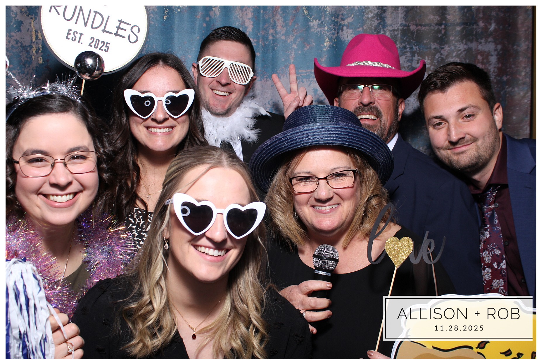 Allison + Rob | View more photos from the event at gallery.photoboothcincy.com/u/PhotoBoothCincy/Allison-Rob