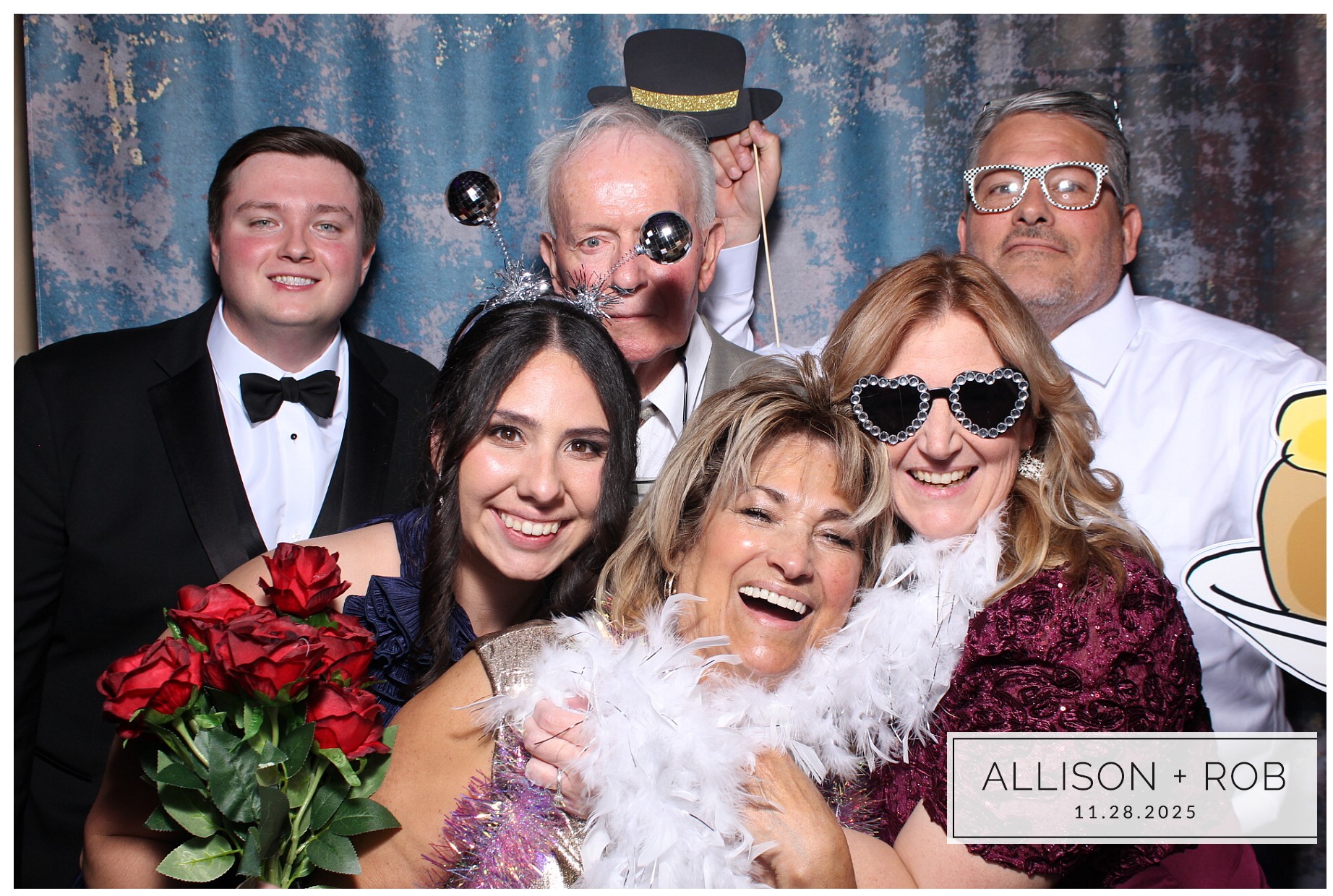 Allison + Rob | View more photos from the event at gallery.photoboothcincy.com/u/PhotoBoothCincy/Allison-Rob