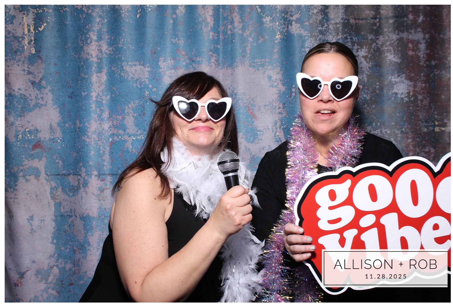 Allison + Rob | View more photos from the event at gallery.photoboothcincy.com/u/PhotoBoothCincy/Allison-Rob