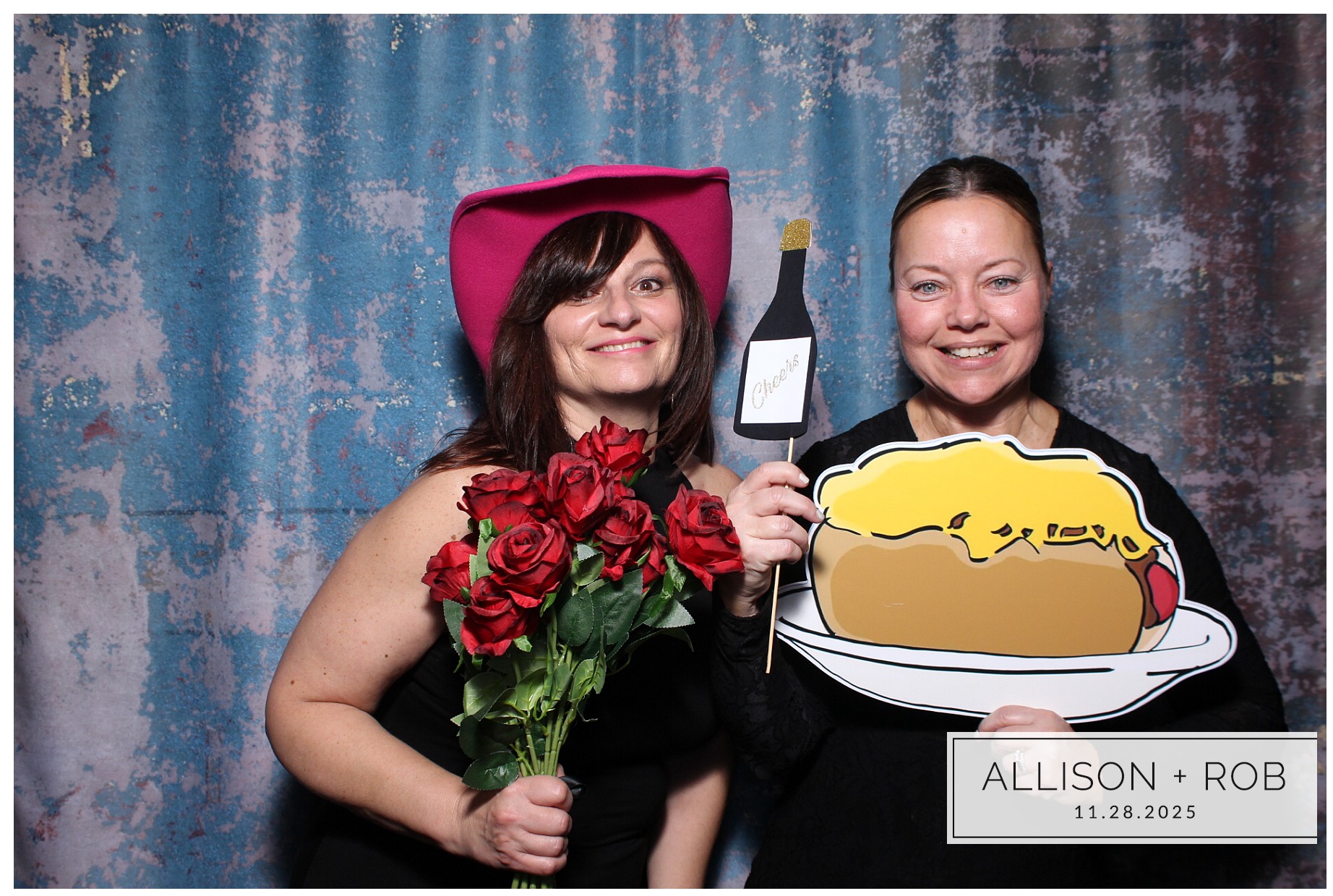 Allison + Rob | View more photos from the event at gallery.photoboothcincy.com/u/PhotoBoothCincy/Allison-Rob