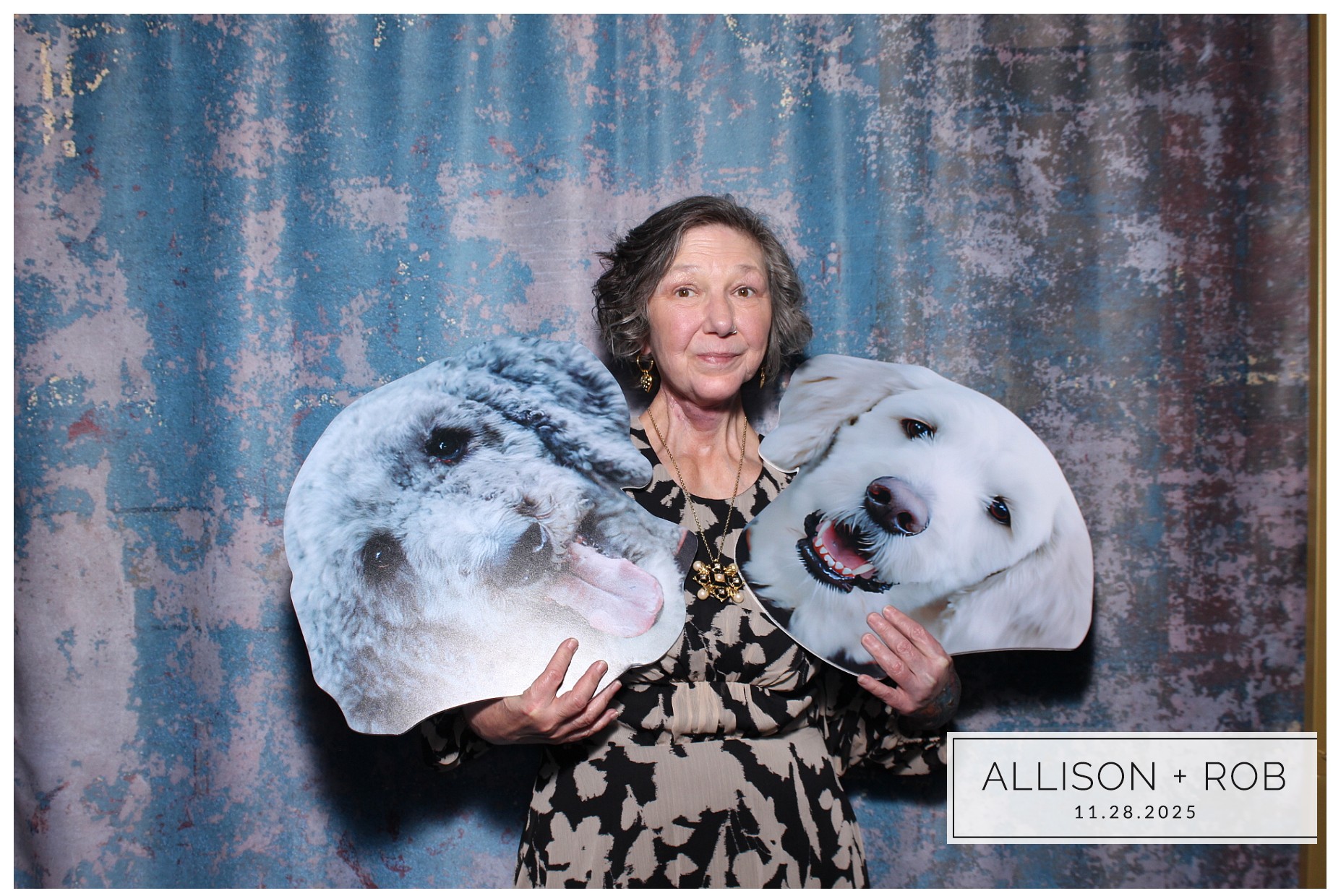 Allison + Rob | View more photos from the event at gallery.photoboothcincy.com/u/PhotoBoothCincy/Allison-Rob