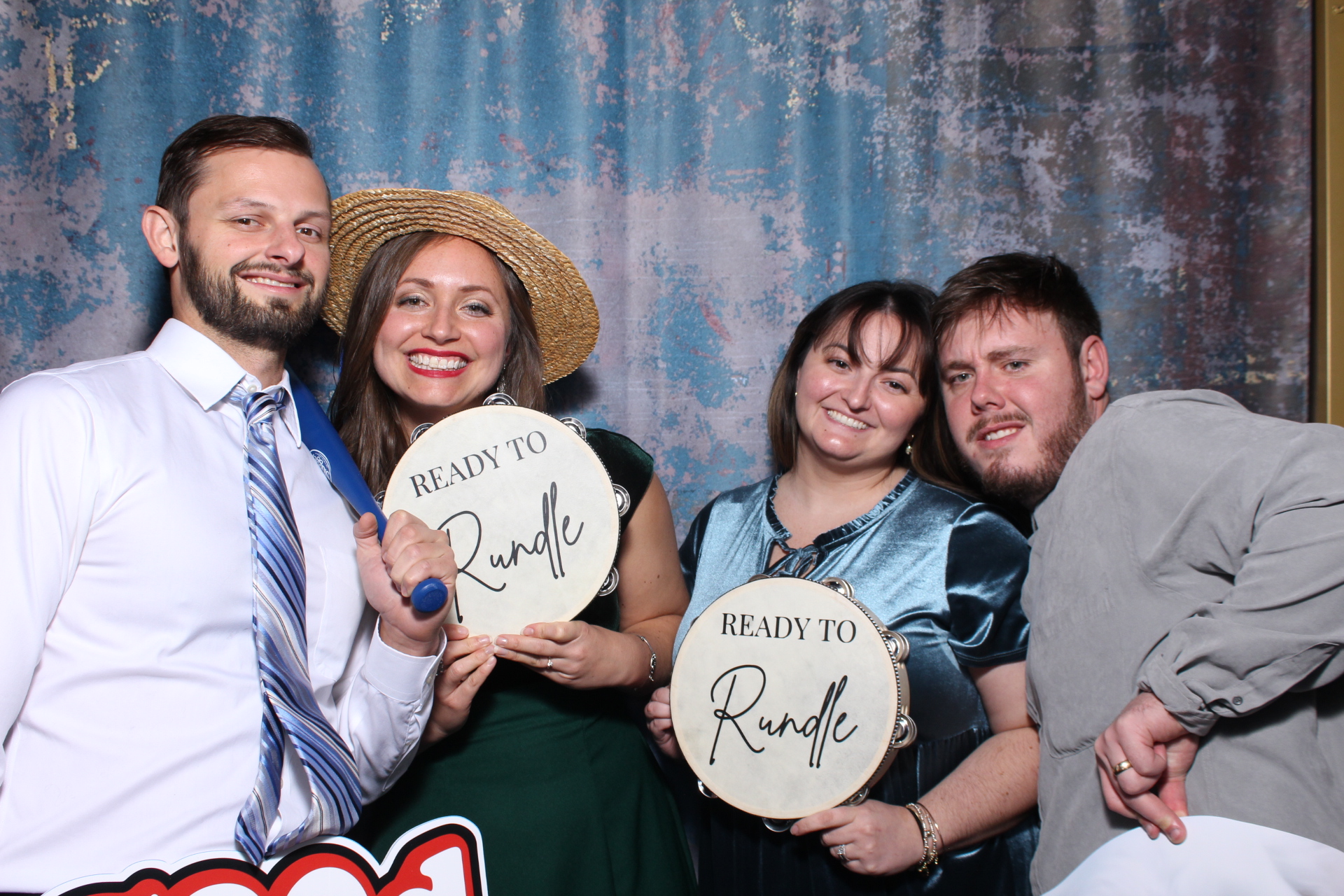 Allison + Rob | View more photos from the event at gallery.photoboothcincy.com/u/PhotoBoothCincy/Allison-Rob