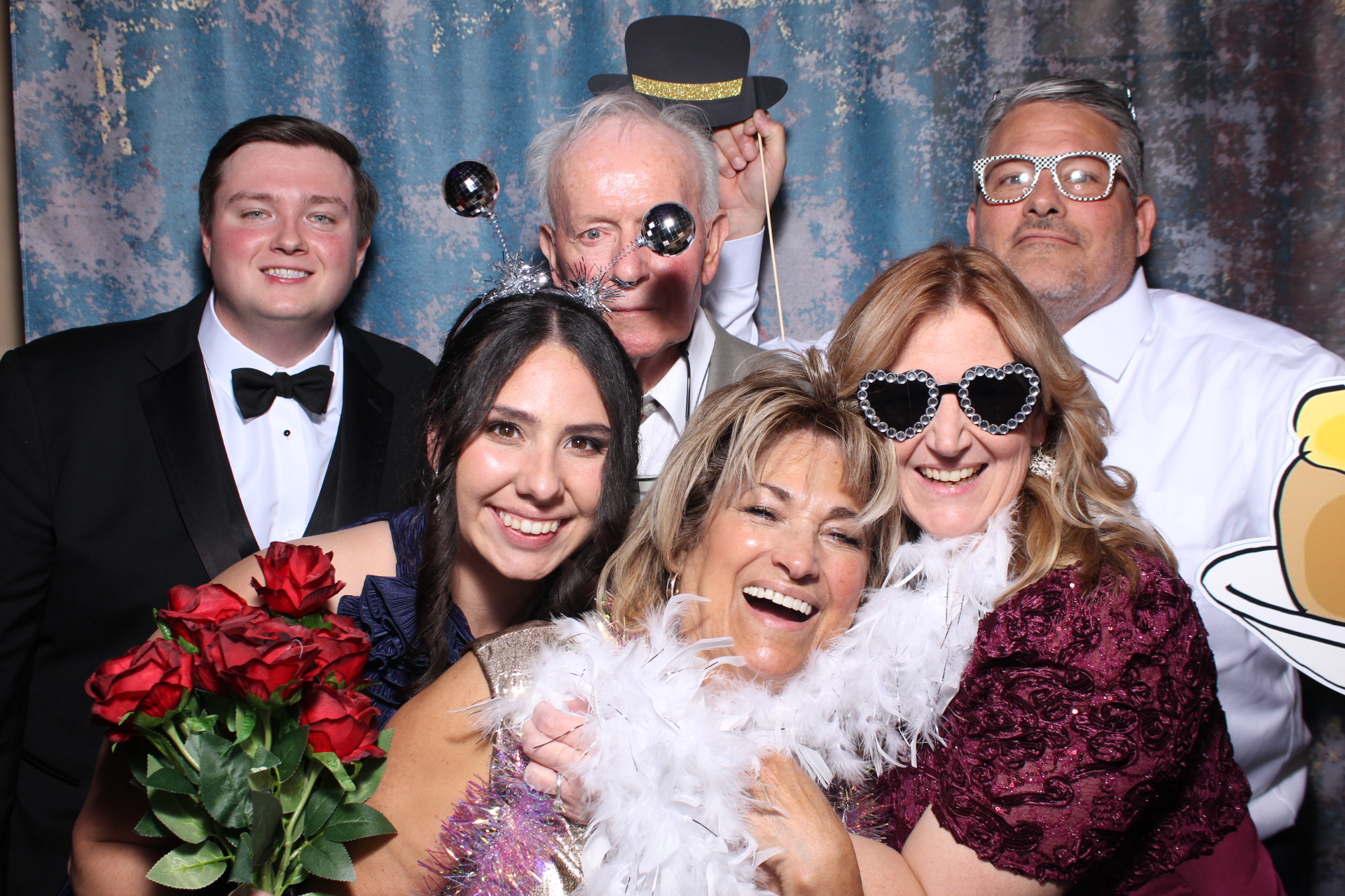 Allison + Rob | View more photos from the event at gallery.photoboothcincy.com/u/PhotoBoothCincy/Allison-Rob
