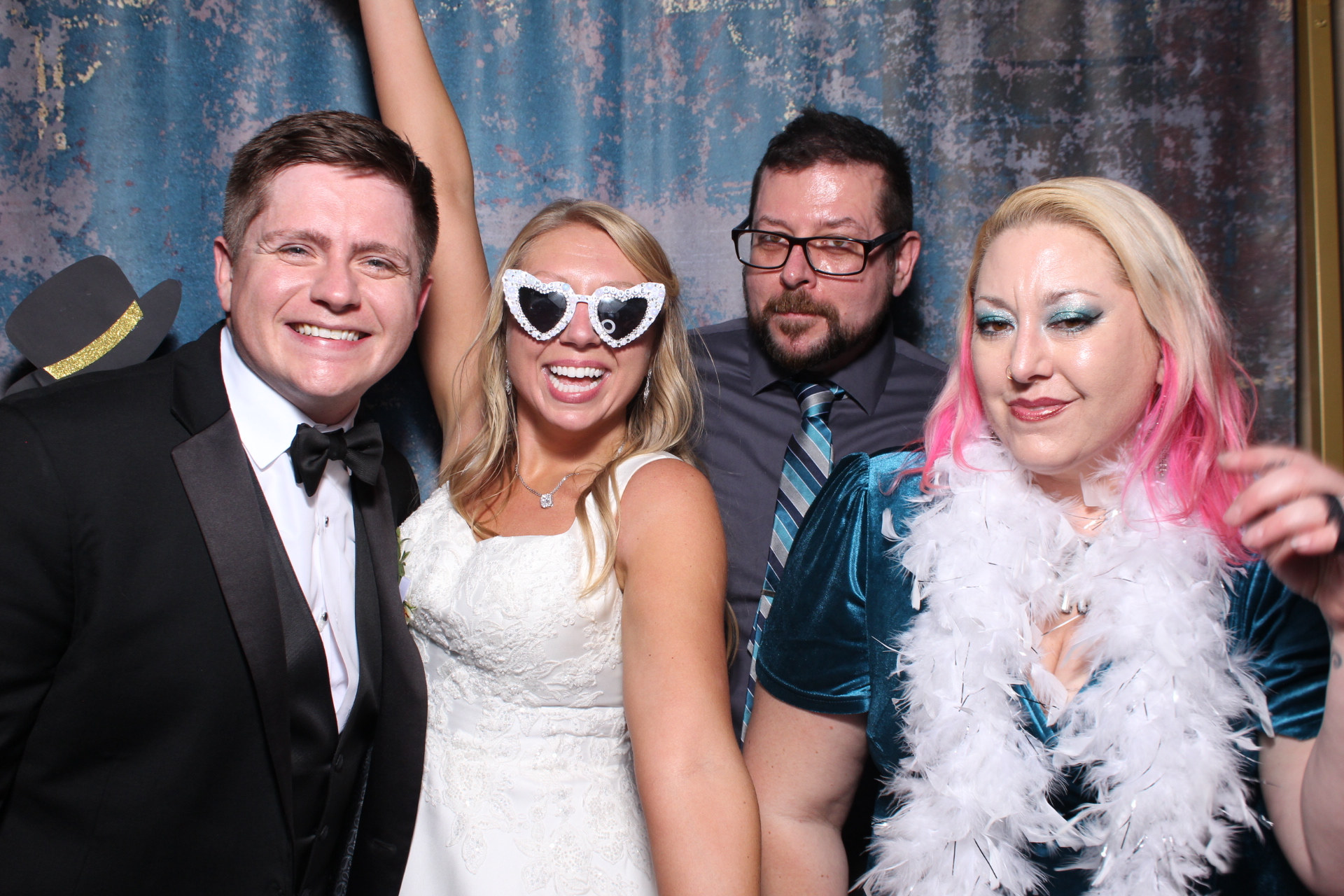 Allison + Rob | View more photos from the event at gallery.photoboothcincy.com/u/PhotoBoothCincy/Allison-Rob