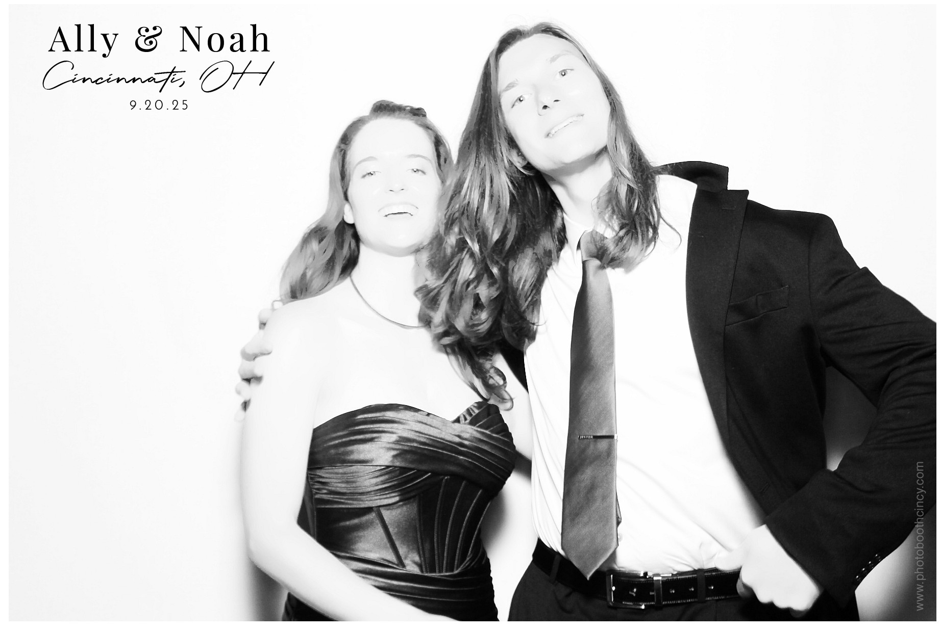 Ally & Noah's  | View more photos from the event at gallery.photoboothcincy.com/u/PhotoBoothCincy/Ally-Noahs