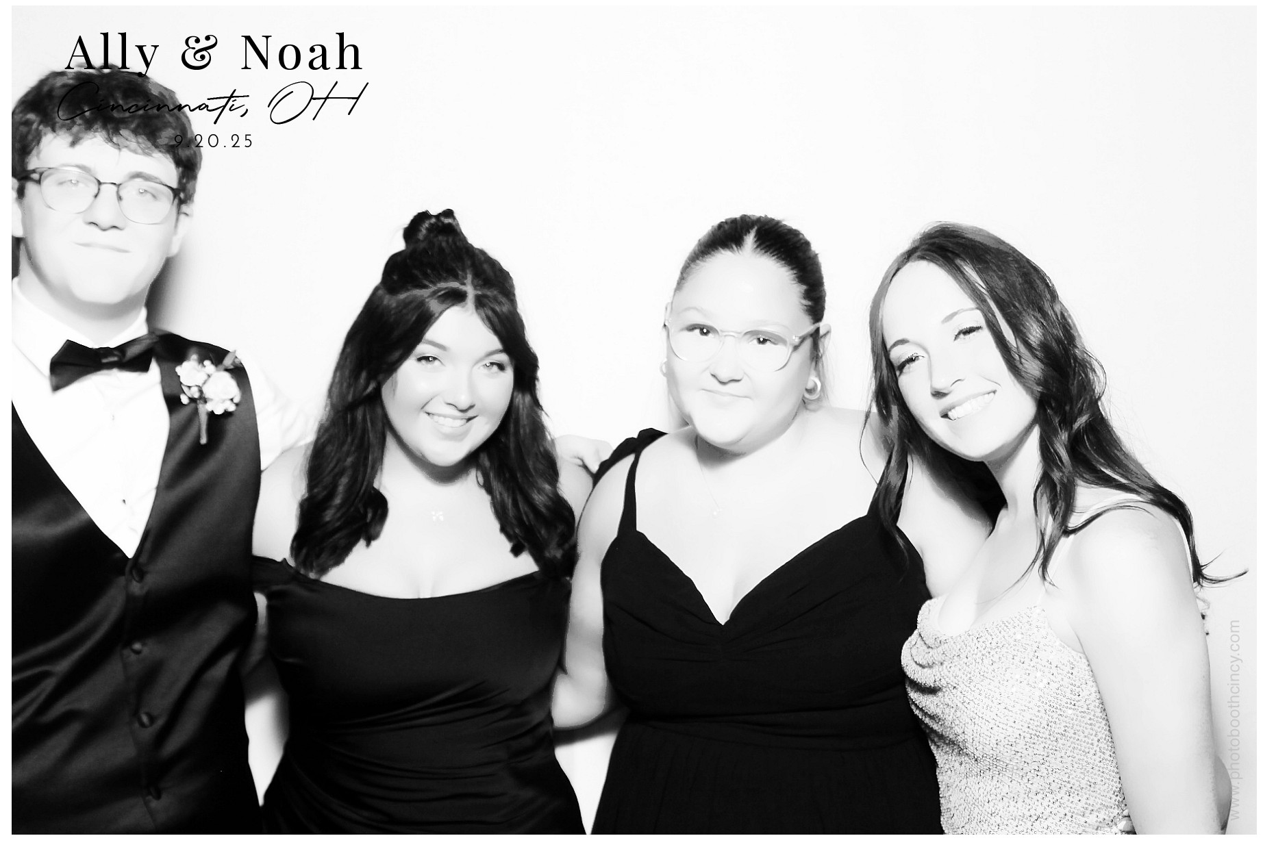 Ally & Noah's  | View more photos from the event at gallery.photoboothcincy.com/u/PhotoBoothCincy/Ally-Noahs