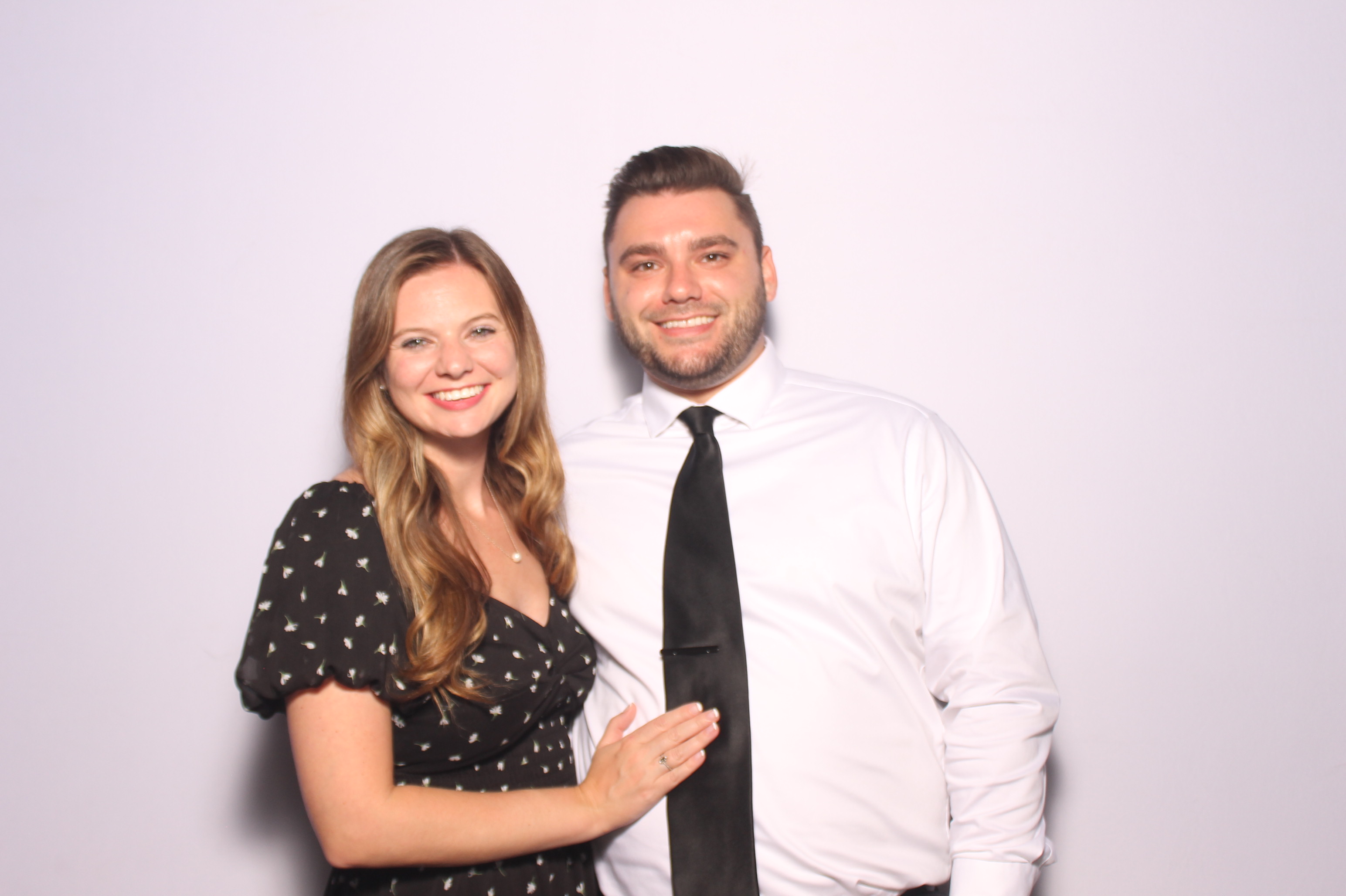 Ally & Noah's  | View more photos from the event at gallery.photoboothcincy.com/u/PhotoBoothCincy/Ally-Noahs