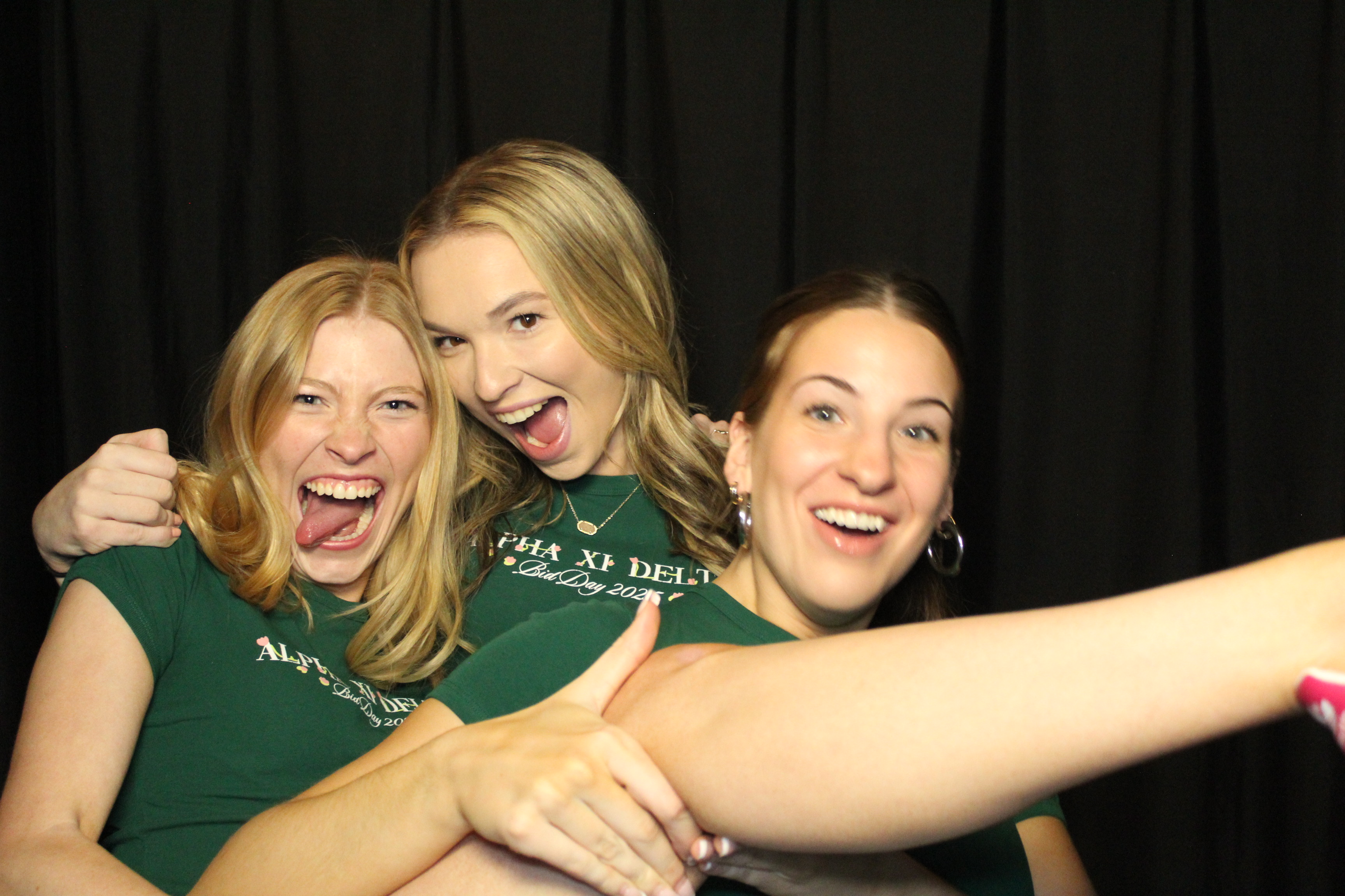 Alpha Xi Delta | View more photos from the event at gallery.photoboothcincy.com/u/PhotoBoothCincy/Alpha-Xi-Delta