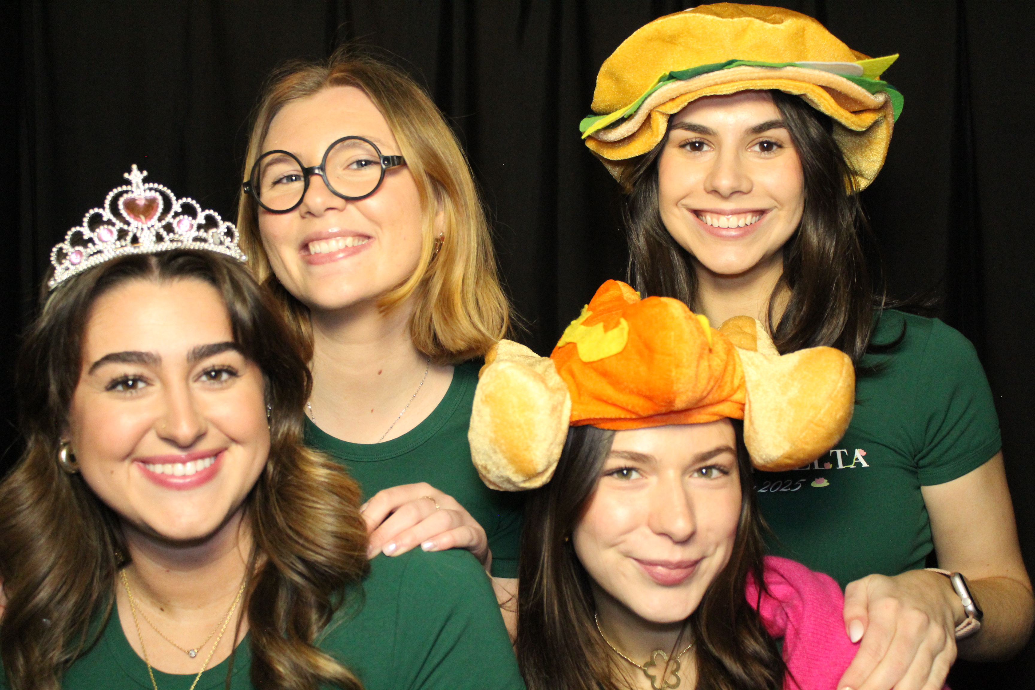 Alpha Xi Delta | View more photos from the event at gallery.photoboothcincy.com/u/PhotoBoothCincy/Alpha-Xi-Delta