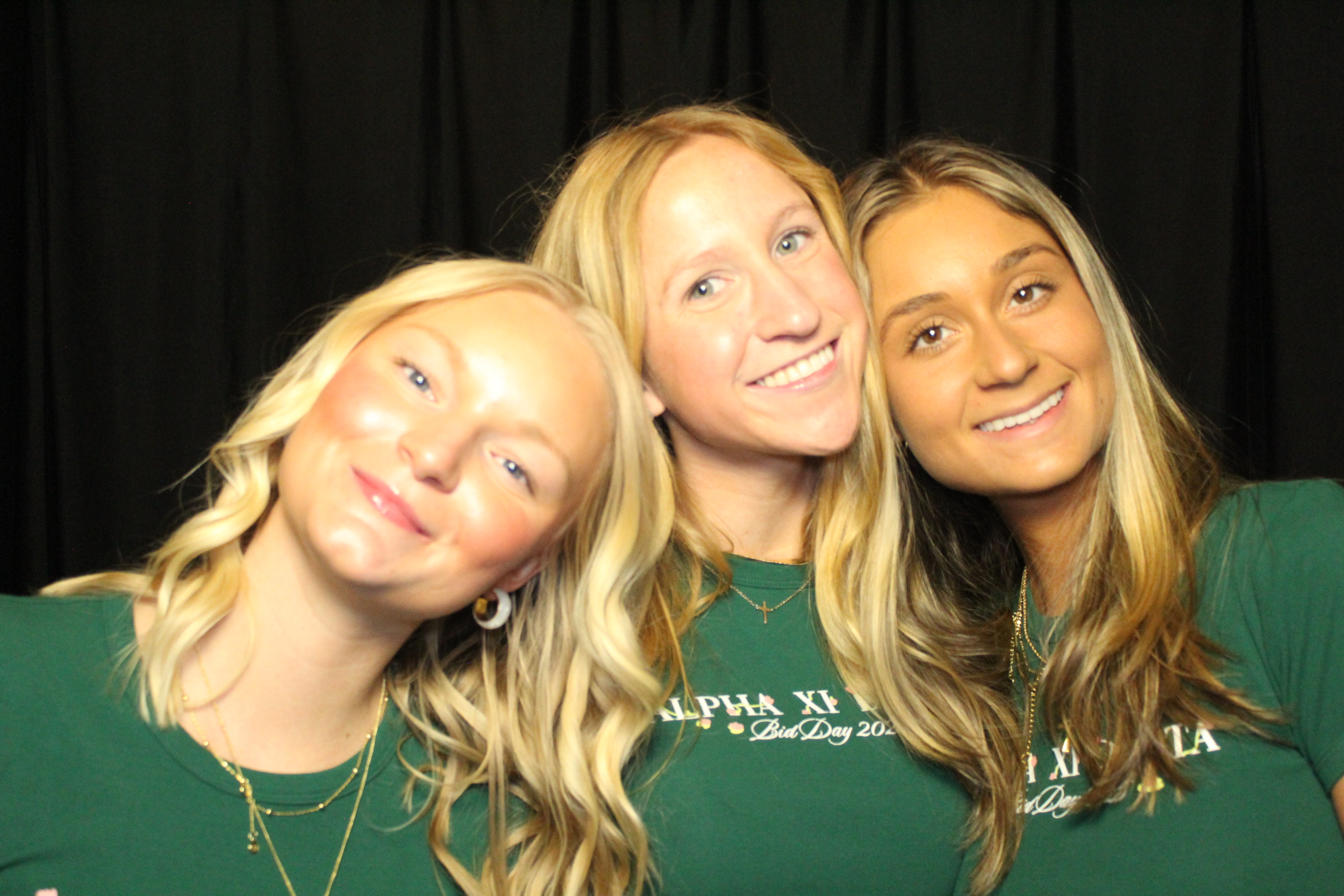 Alpha Xi Delta | View more photos from the event at gallery.photoboothcincy.com/u/PhotoBoothCincy/Alpha-Xi-Delta