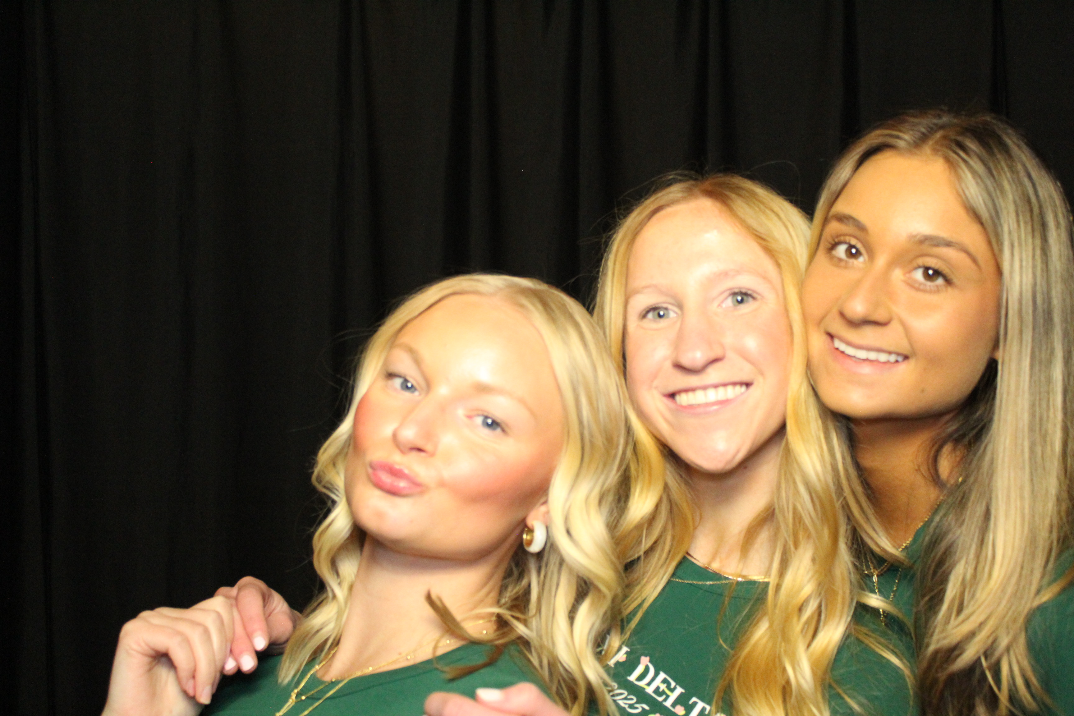 Alpha Xi Delta | View more photos from the event at gallery.photoboothcincy.com/u/PhotoBoothCincy/Alpha-Xi-Delta